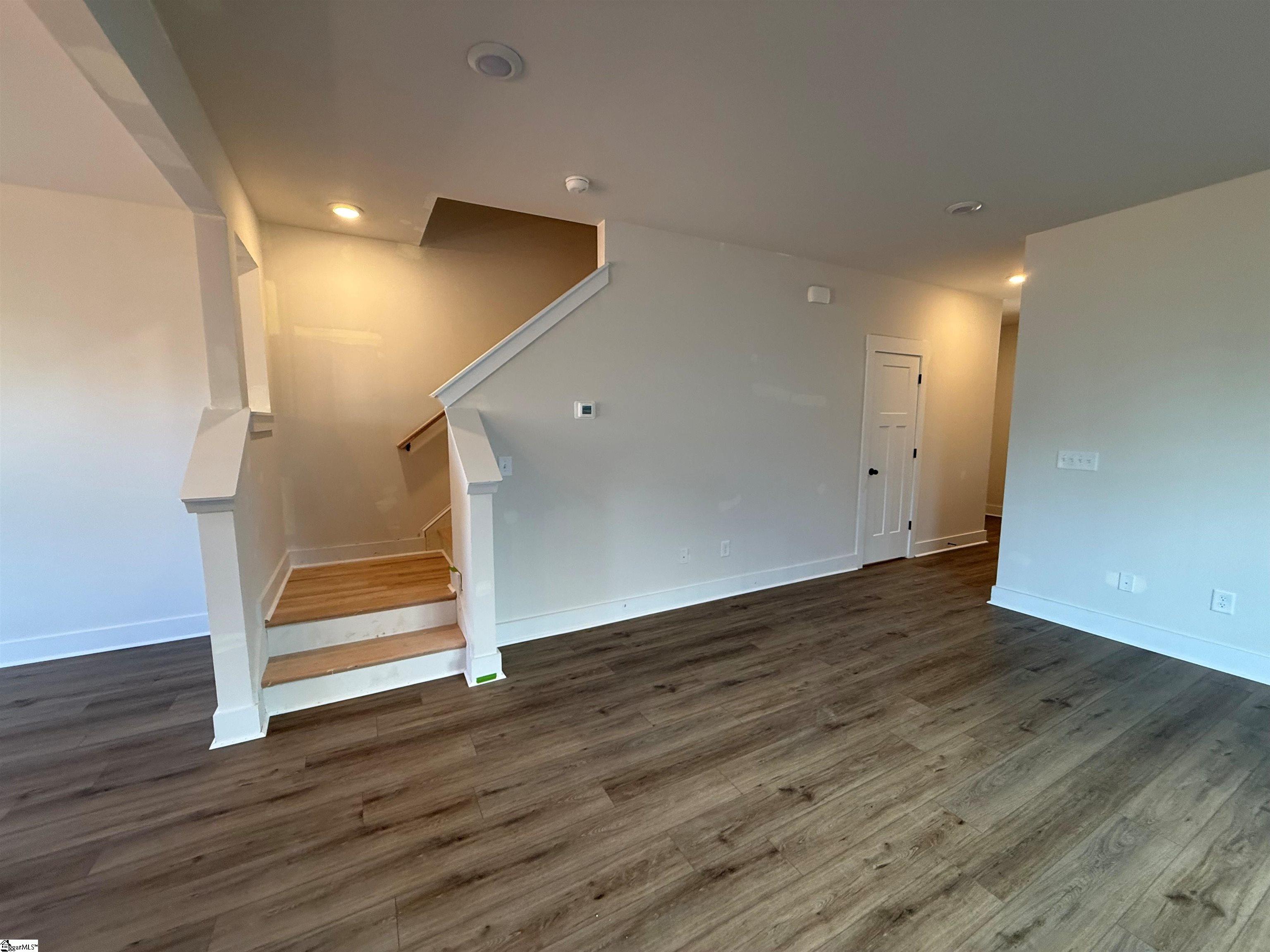 1327 Maplesmith Way Moore, SC 29369