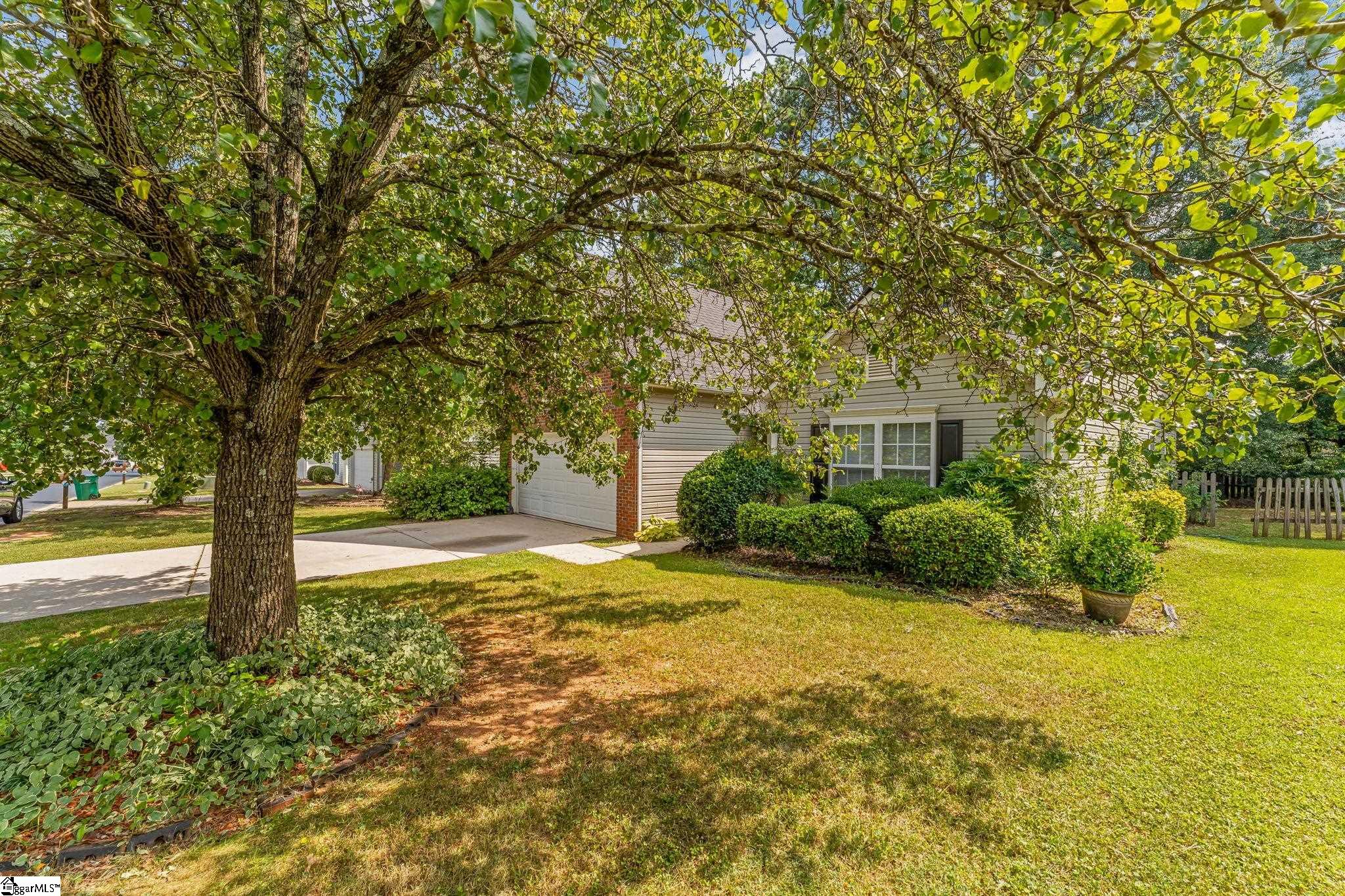 620 Thornbird Circle Boiling Springs, SC 29316