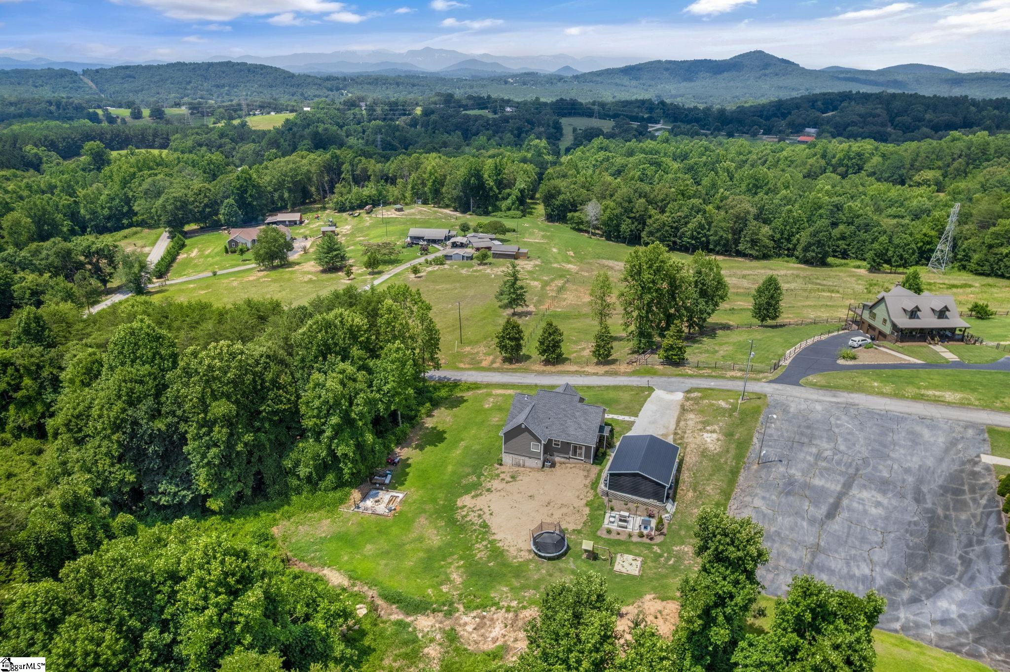 189 Hillcrest Drive Pickens, SC 29671