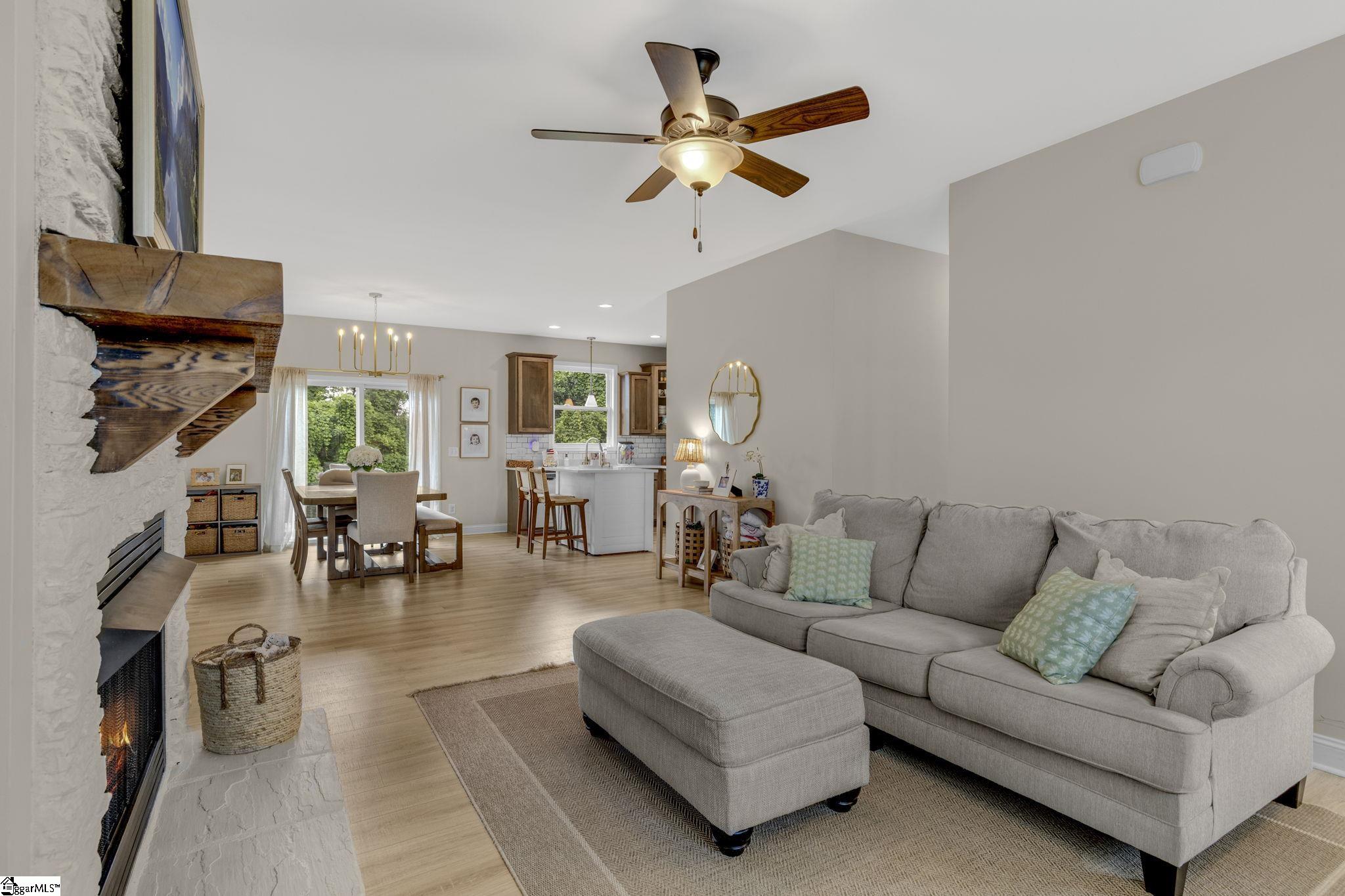 189 Hillcrest Drive Pickens, SC 29671