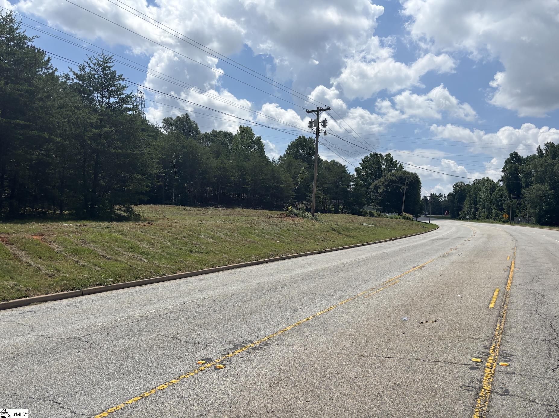 00 New Woodruff Road Greer, SC 29651