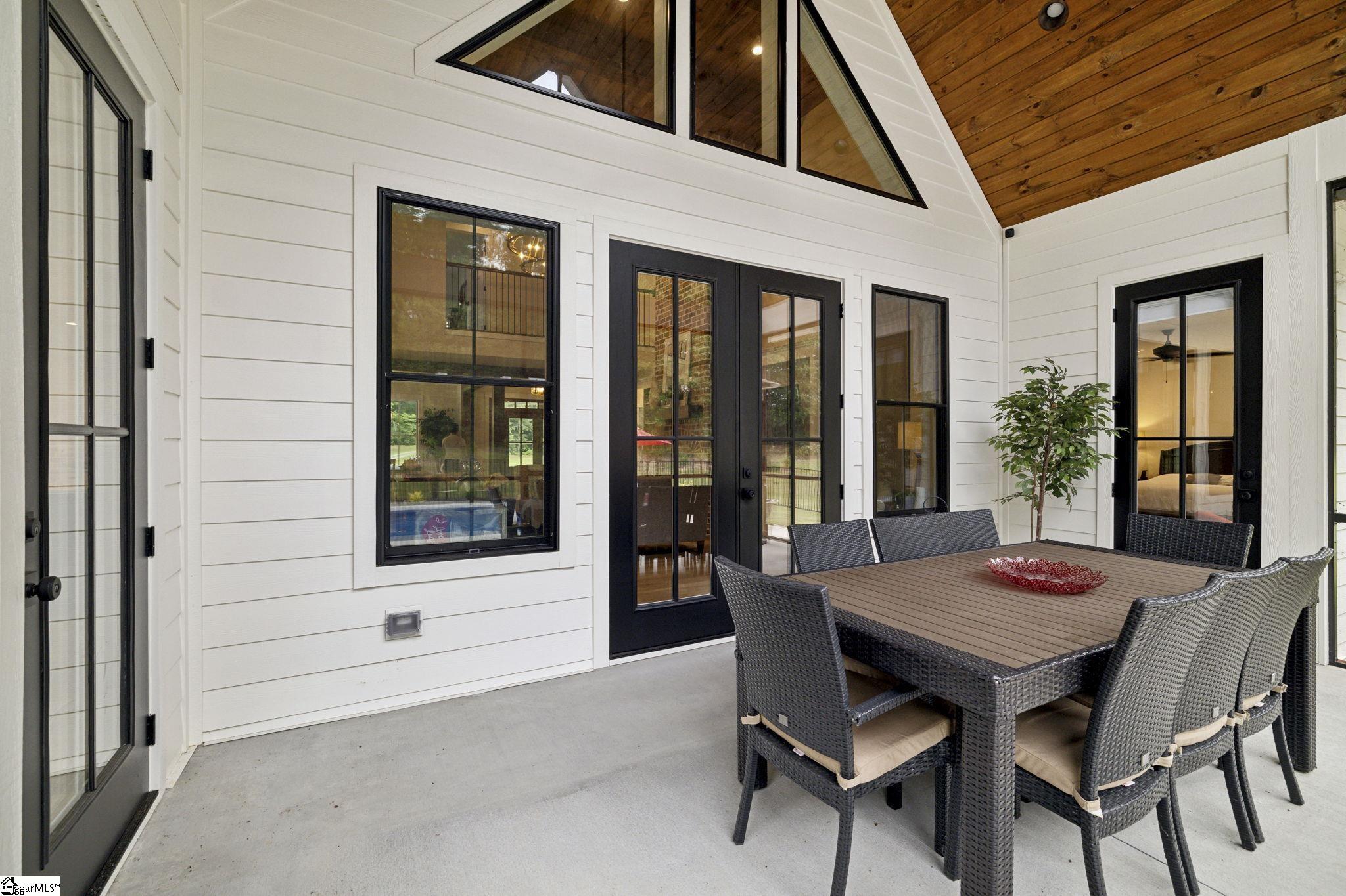 80 Stone Cottage Lane Landrum, SC 29356