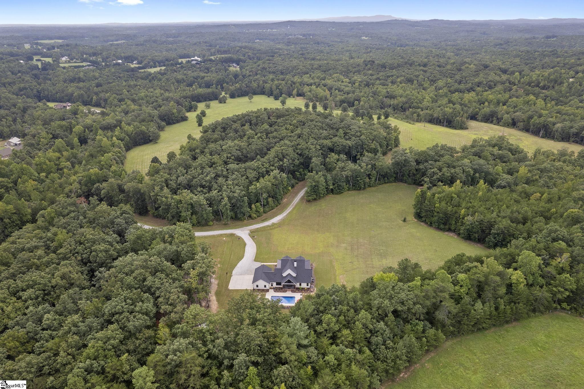 80 Stone Cottage Lane Landrum, SC 29356