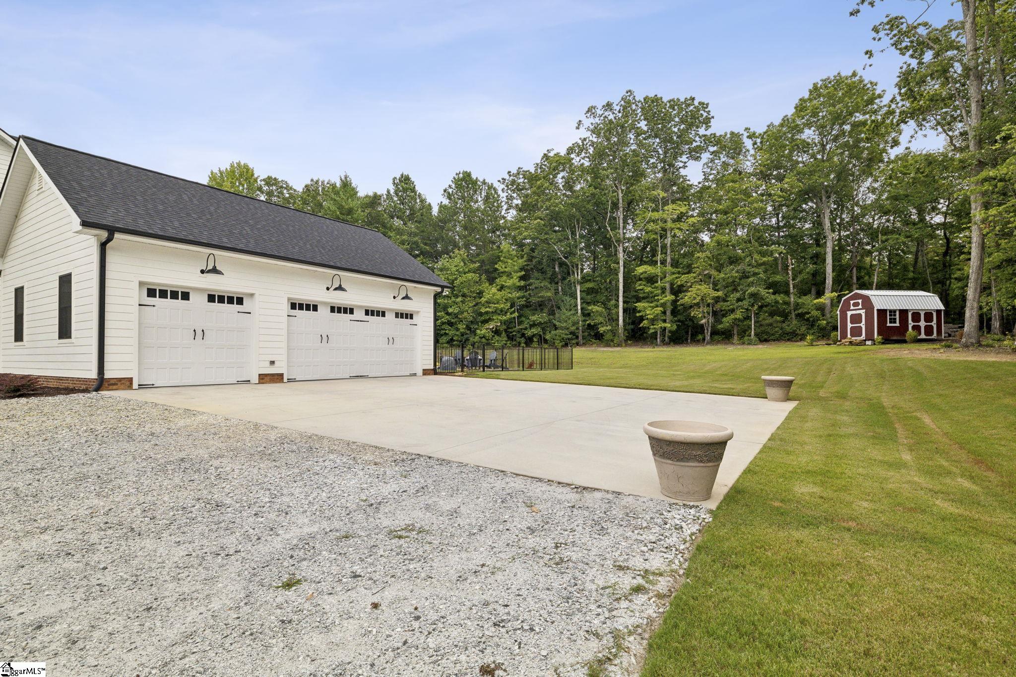 80 Stone Cottage Lane Landrum, SC 29356