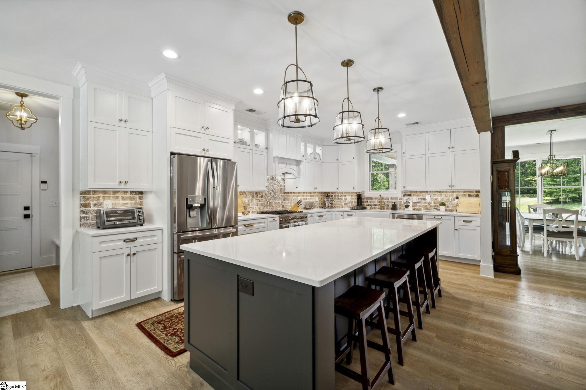 80 Stone Cottage Lane Landrum, SC 29356