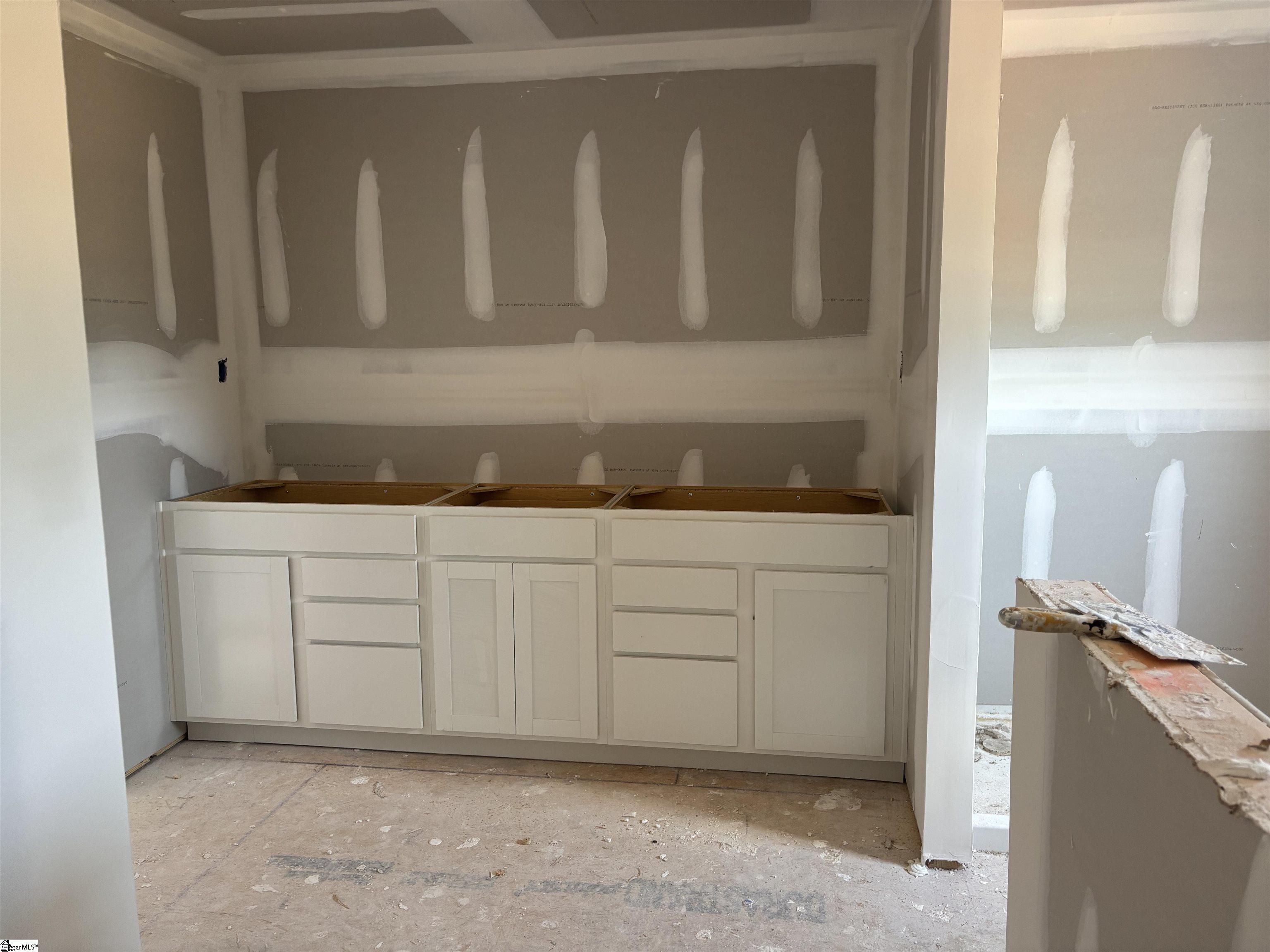 2013 Halton Oaks Drive Spartanburg, SC 29303