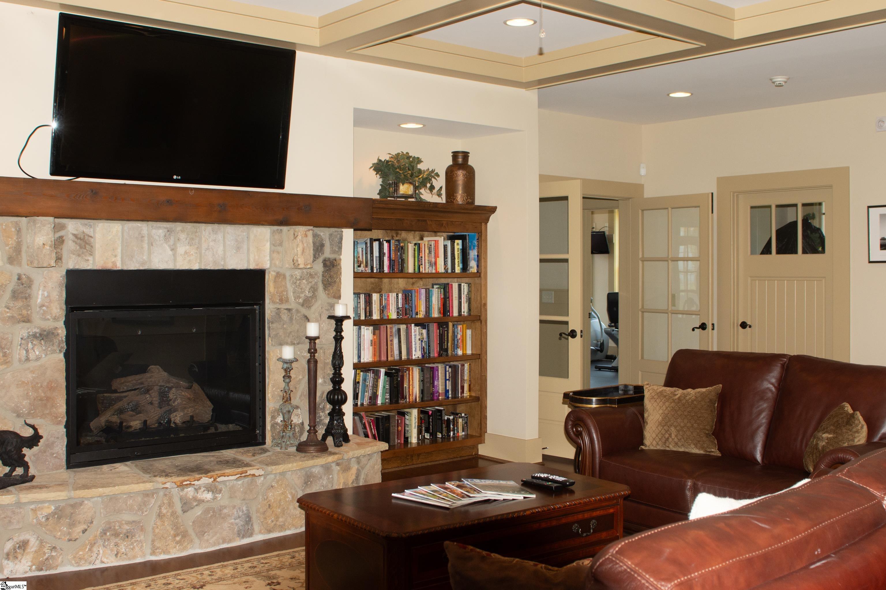 728 Scharlin Drive Pickens, SC 29672