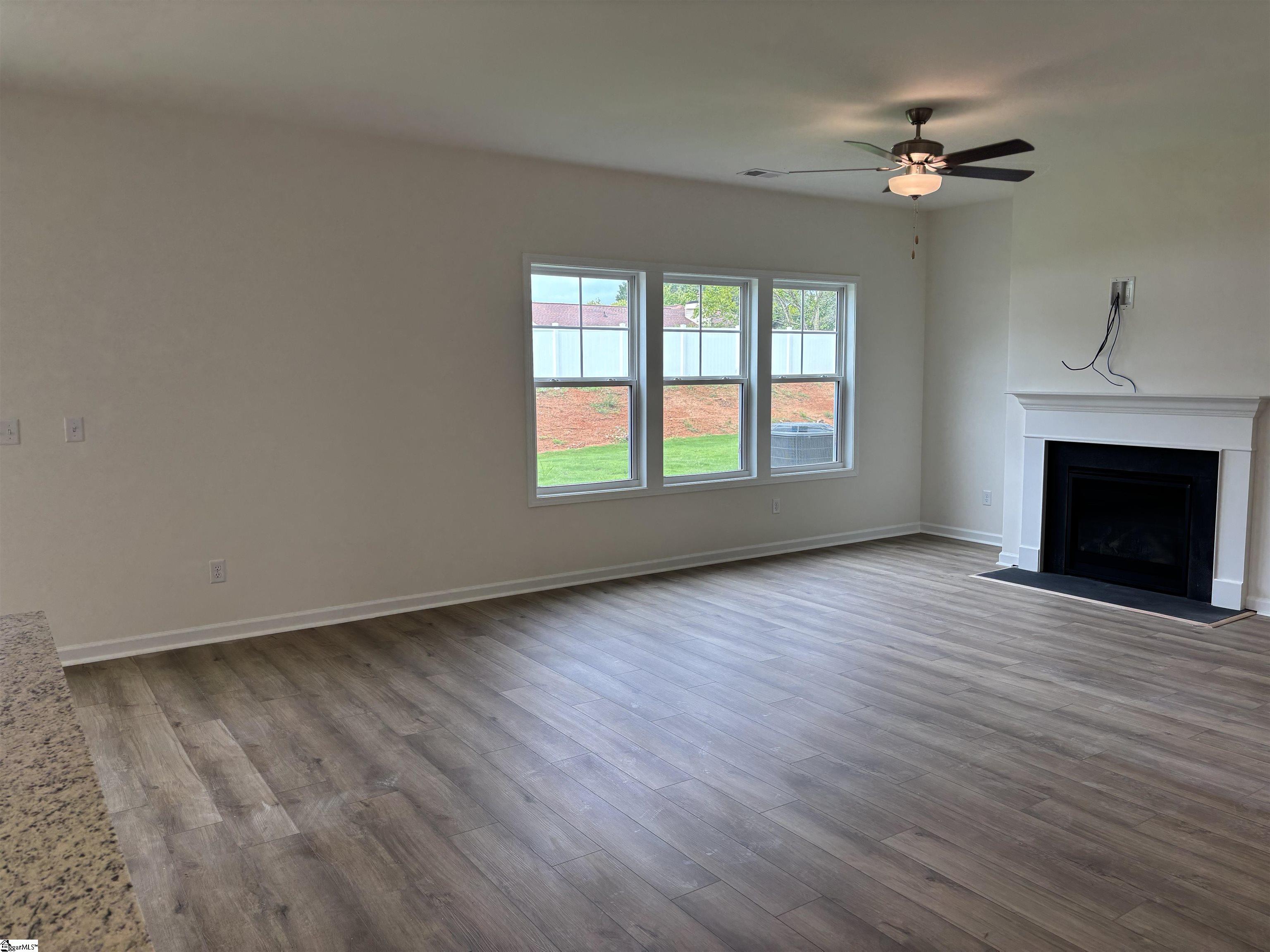 2014 Halton Oaks Drive Spartanburg, SC 29303