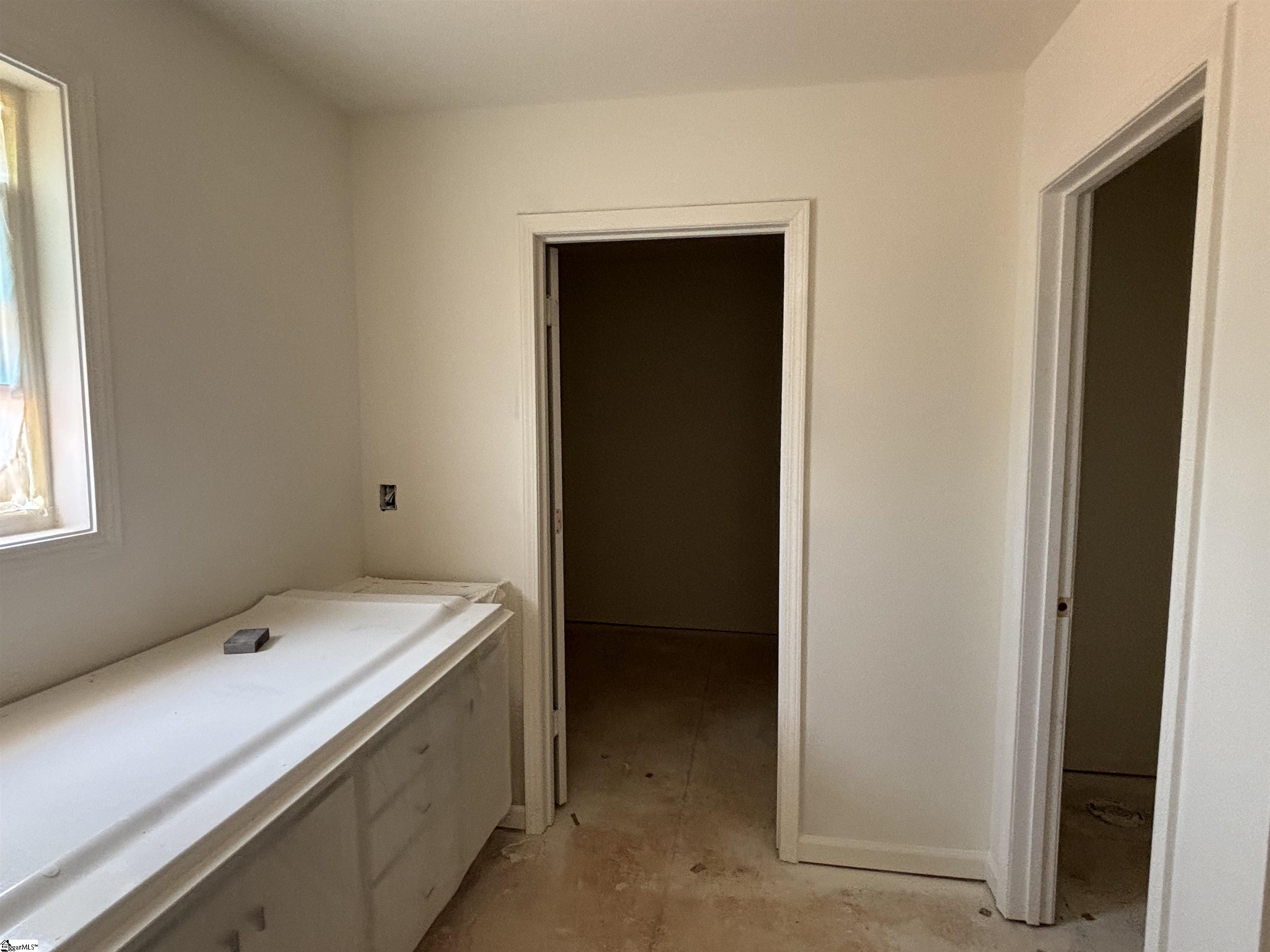 2014 Halton Oaks Drive Spartanburg, SC 29303