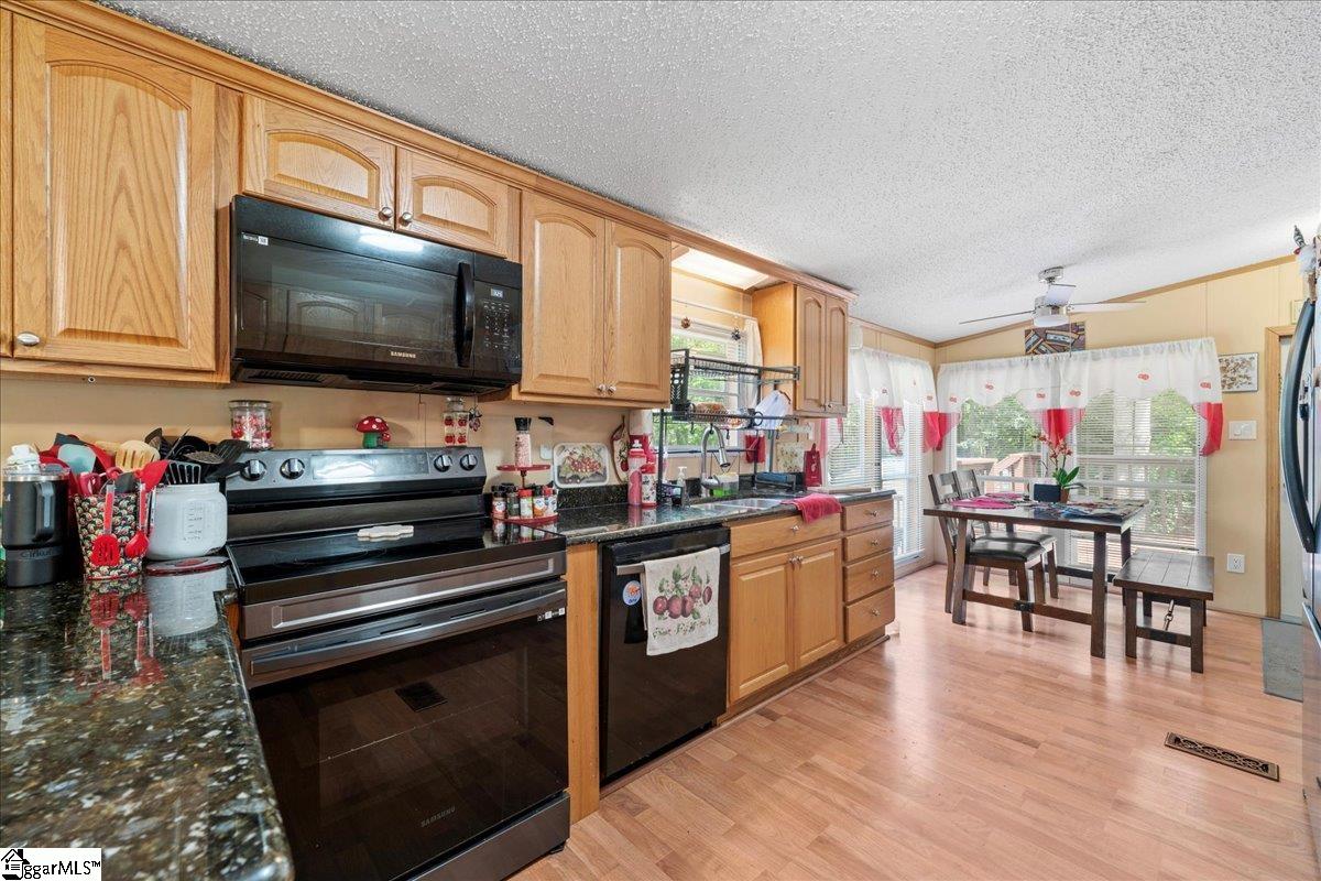 36 Gibson Oaks Drive Greer, SC 29651