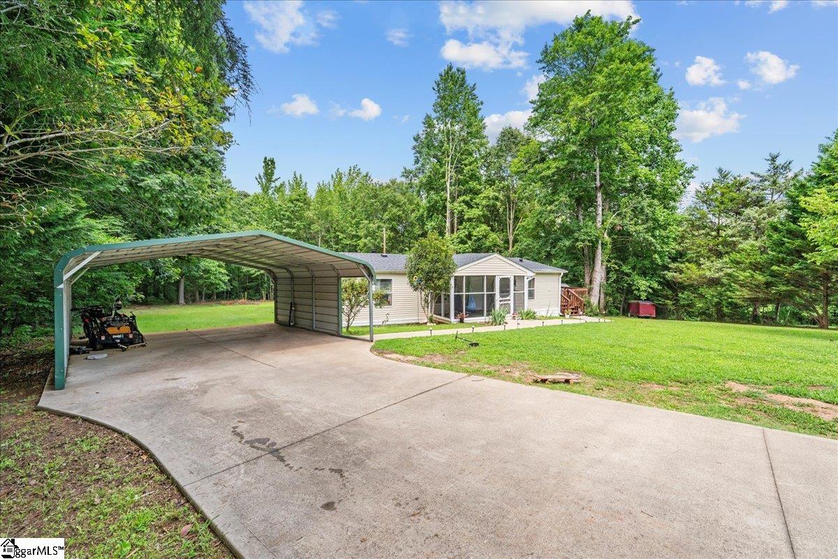 36 Gibson Oaks Drive Greer, SC 29651
