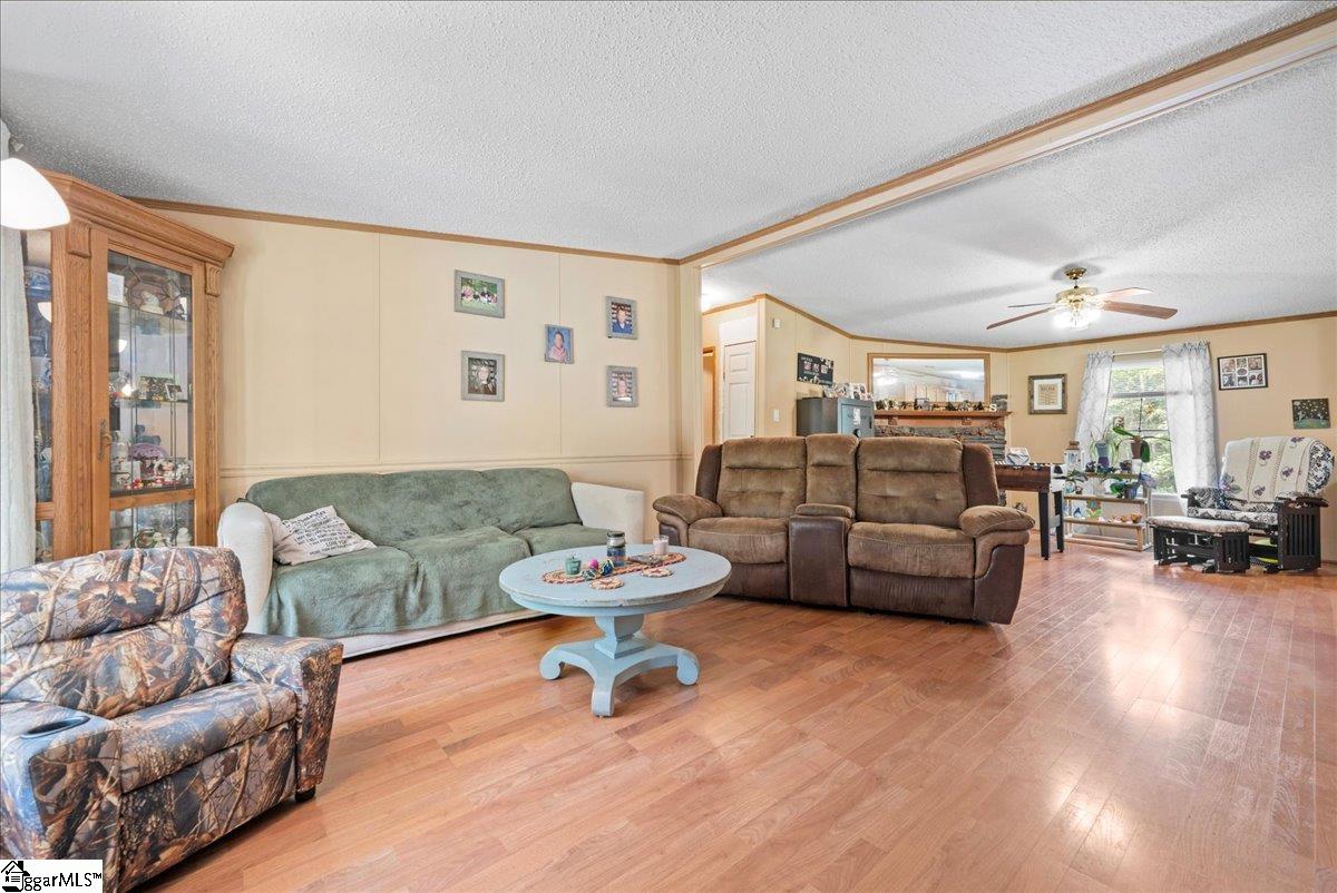 36 Gibson Oaks Drive Greer, SC 29651