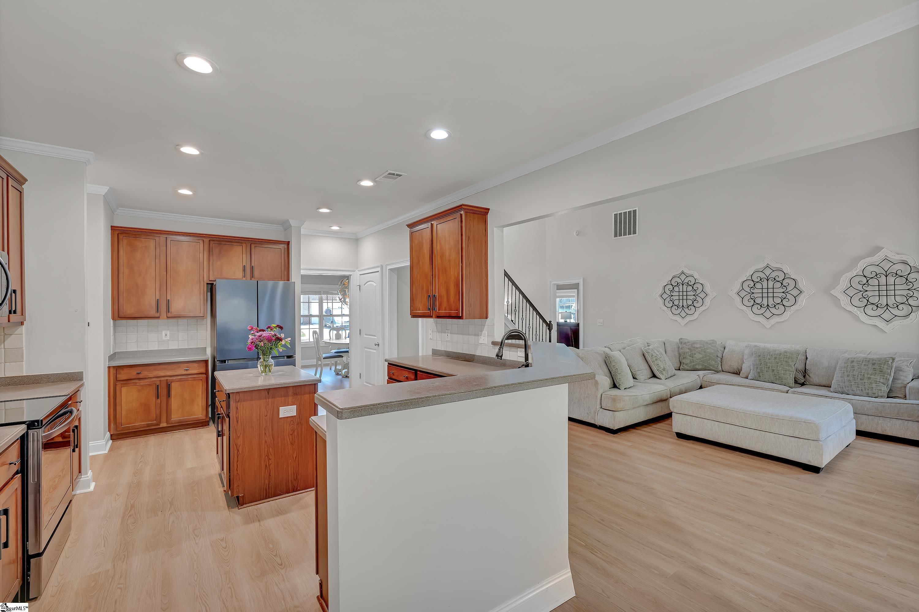 9 Raven Falls Lane Simpsonville, SC 29681