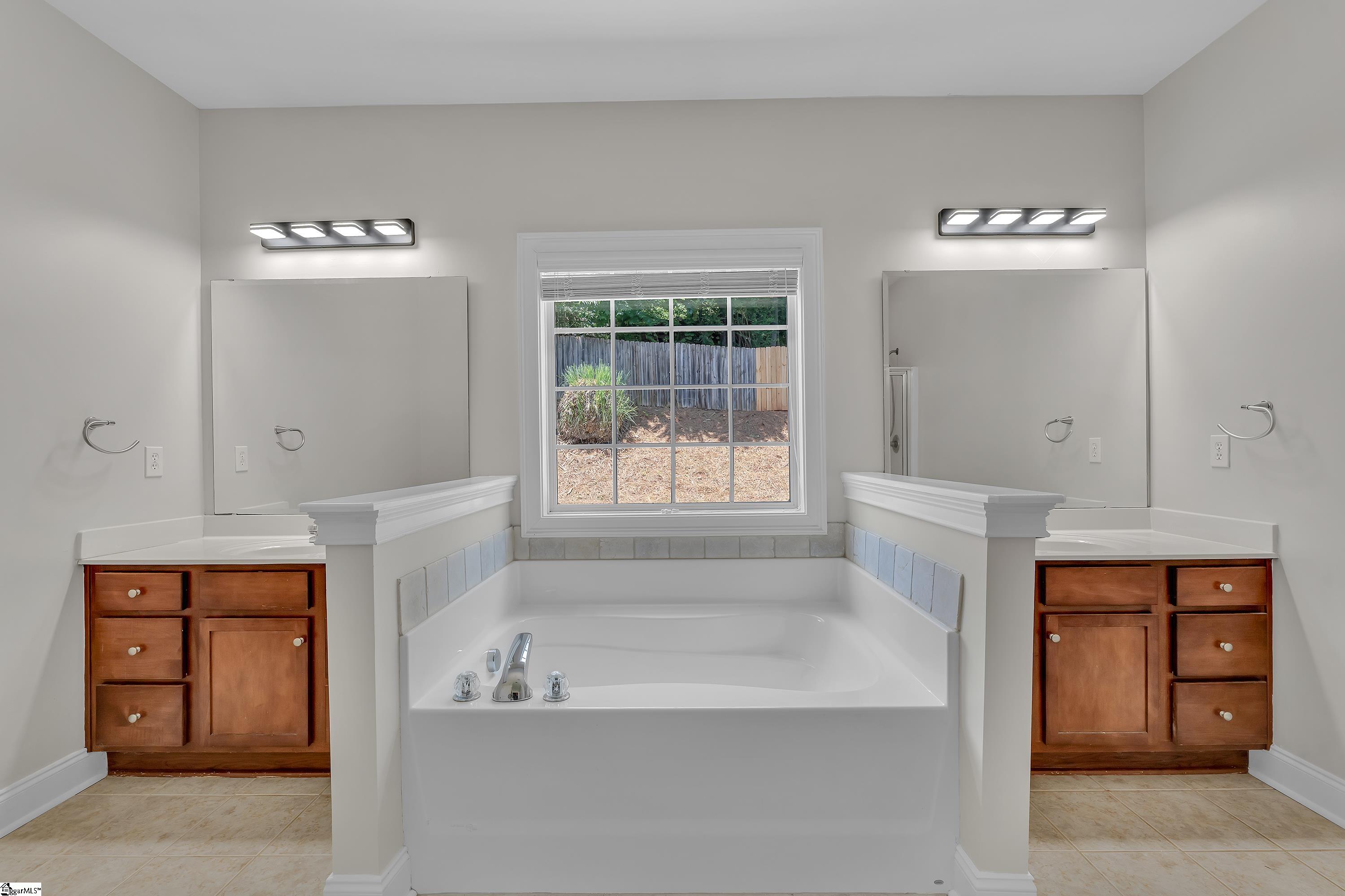 9 Raven Falls Lane Simpsonville, SC 29681