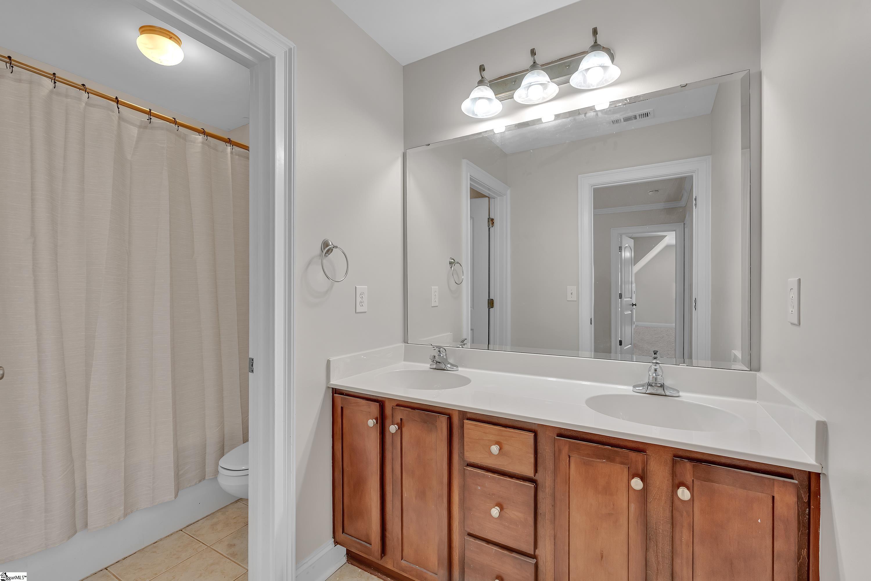 9 Raven Falls Lane Simpsonville, SC 29681
