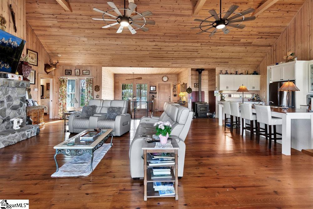 284 River Road Westminster, SC 29693