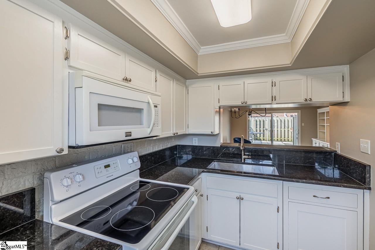 2530 E North Street UNIT Unit 11E Greenville, SC 29615