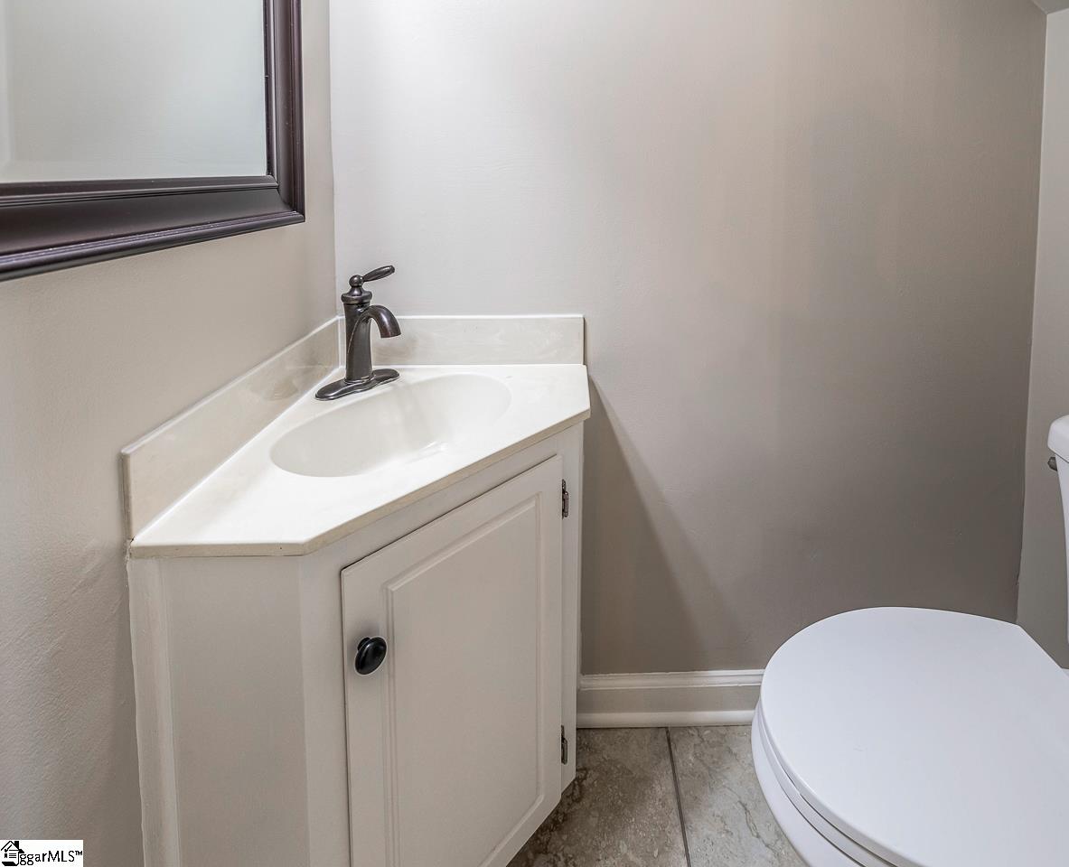 2530 E North Street UNIT Unit 11E Greenville, SC 29615