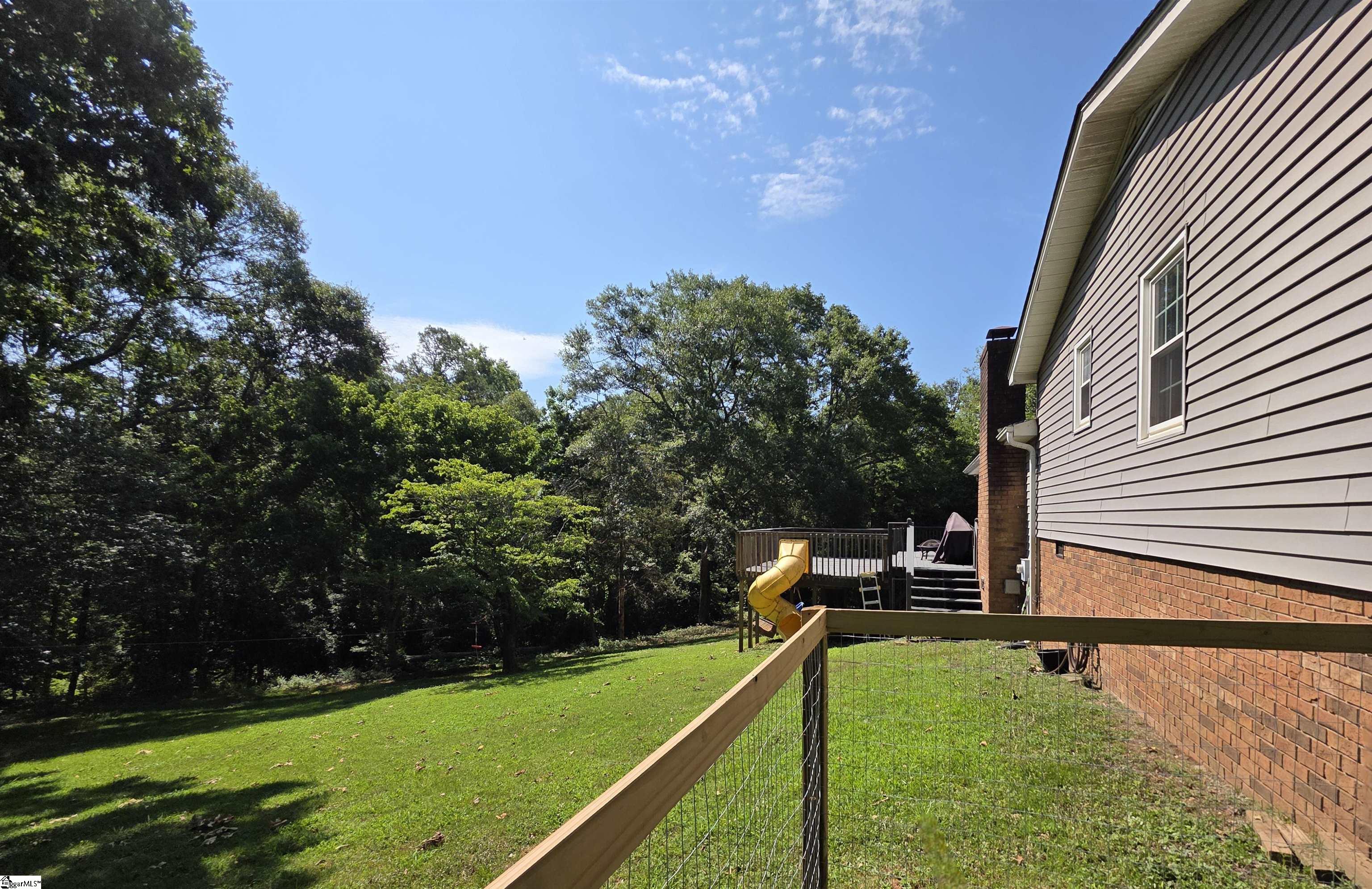 318 Country Glen Lane Pelzer, SC 29669
