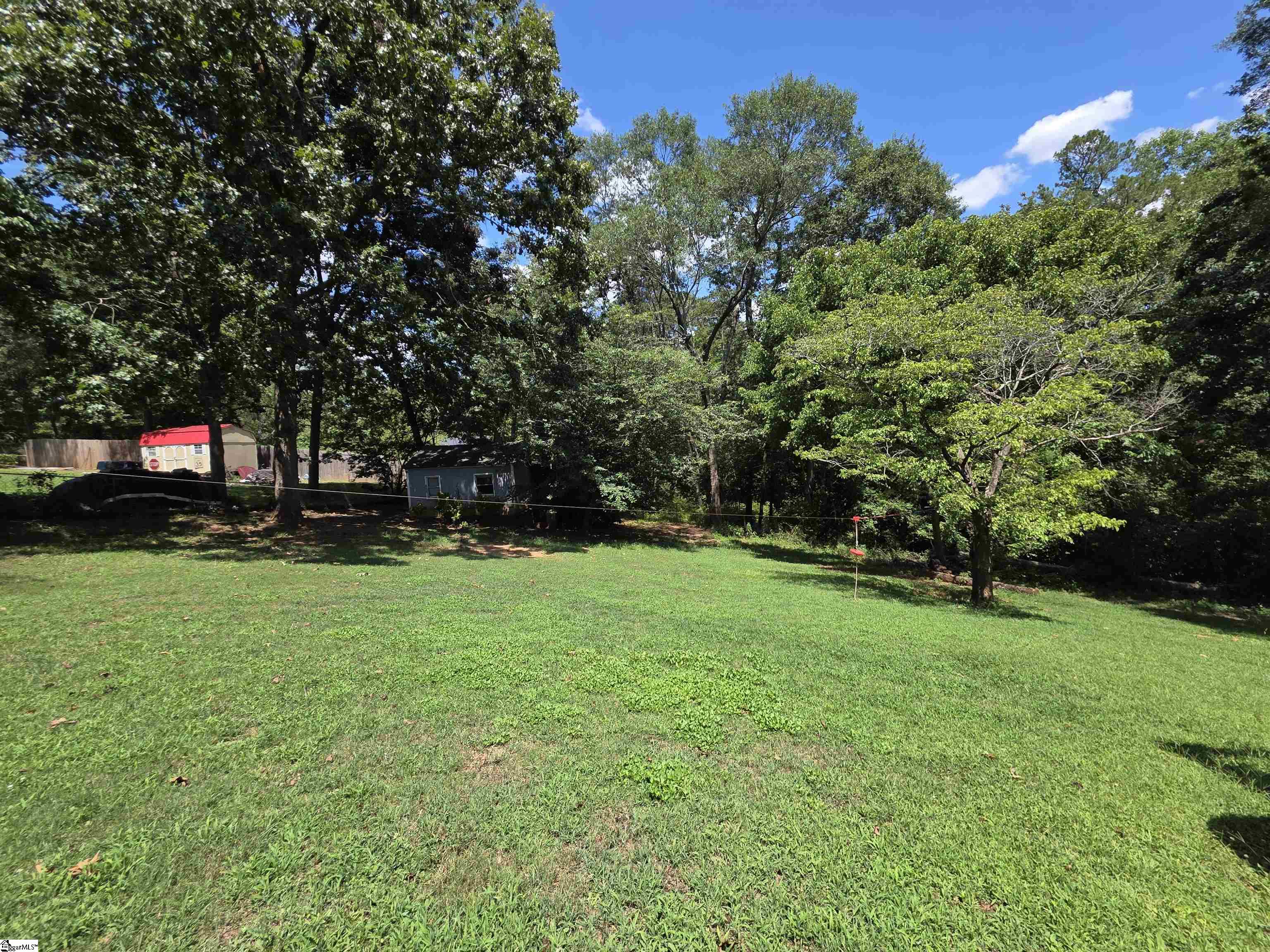 318 Country Glen Lane Pelzer, SC 29669