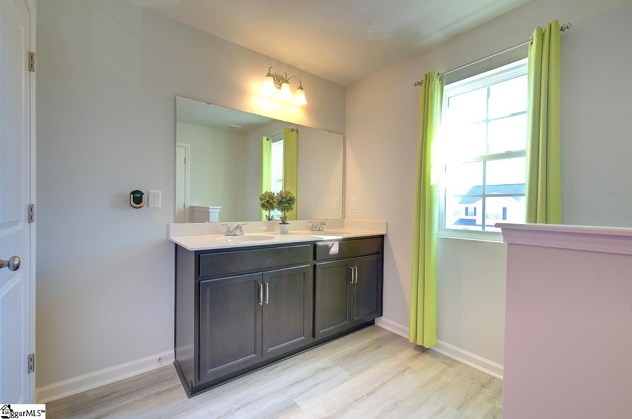 1212 Paramount Drive Lyman, SC 29365