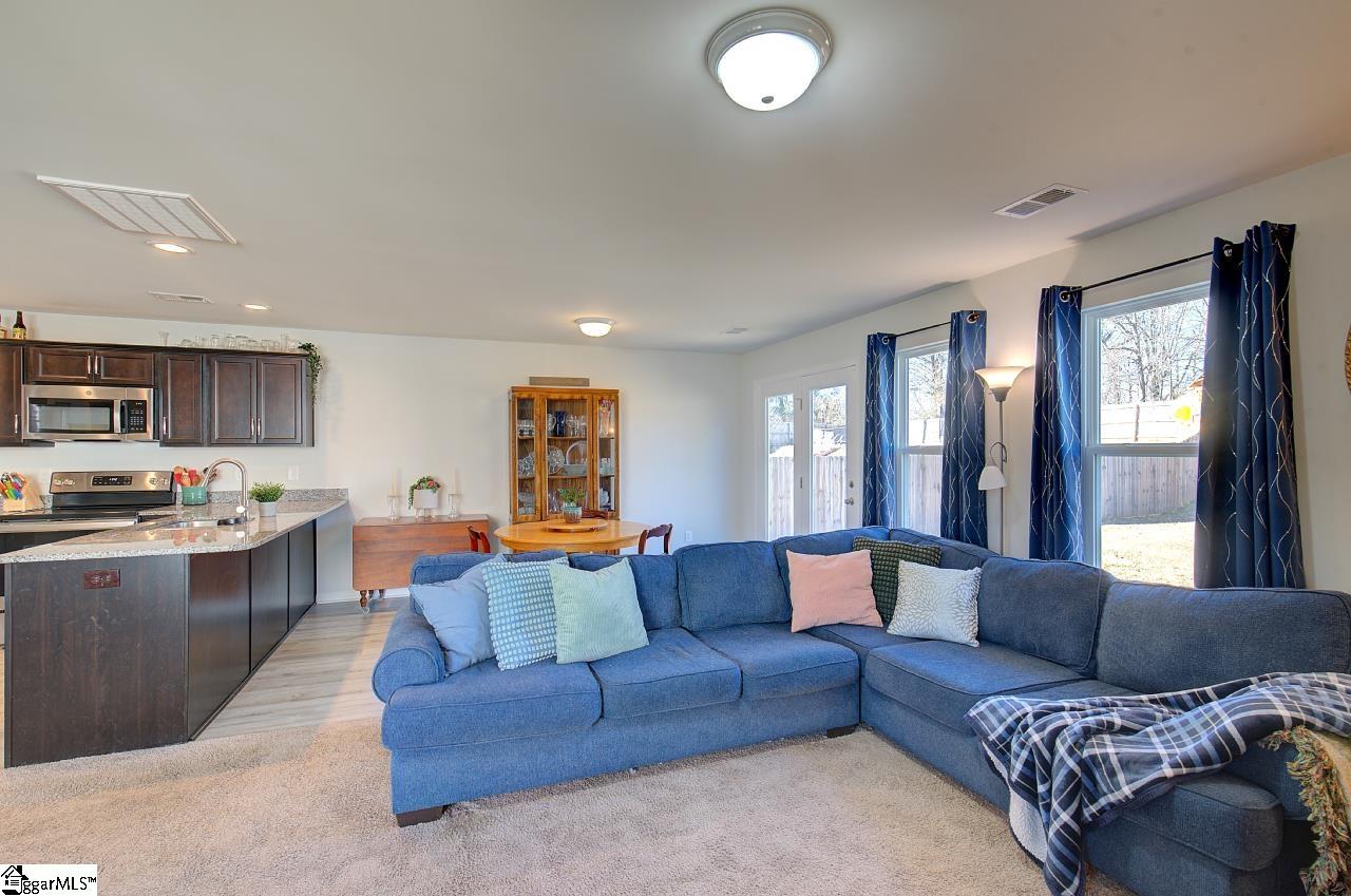 1212 Paramount Drive Lyman, SC 29365