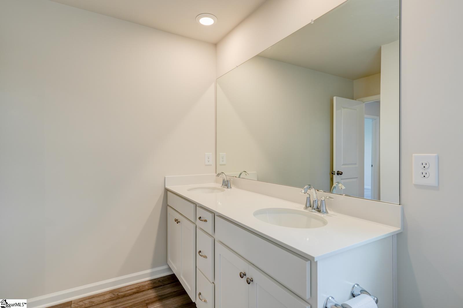 210 Wakelon Drive Greer, SC 29651