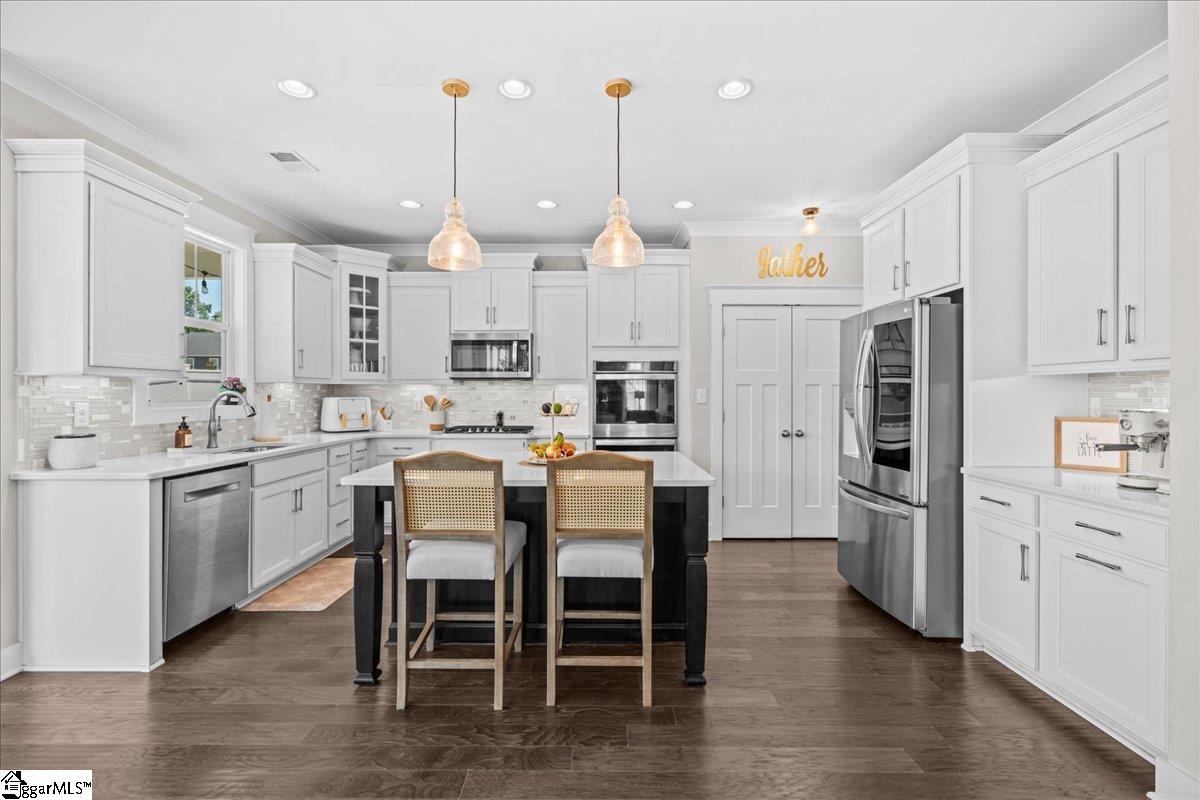 146 Quail Creek Drive Greer, SC 29650