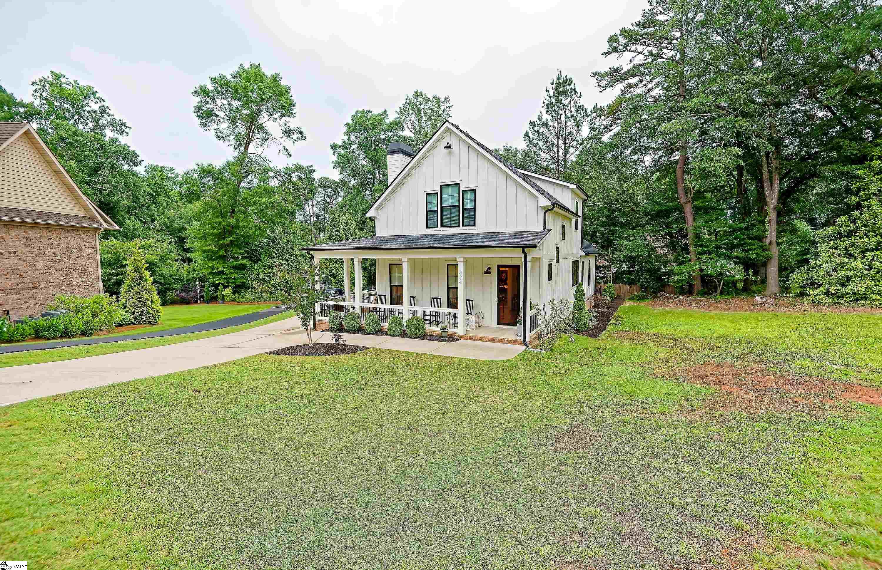 324 Club Terrace Drive Spartanburg, SC 29302