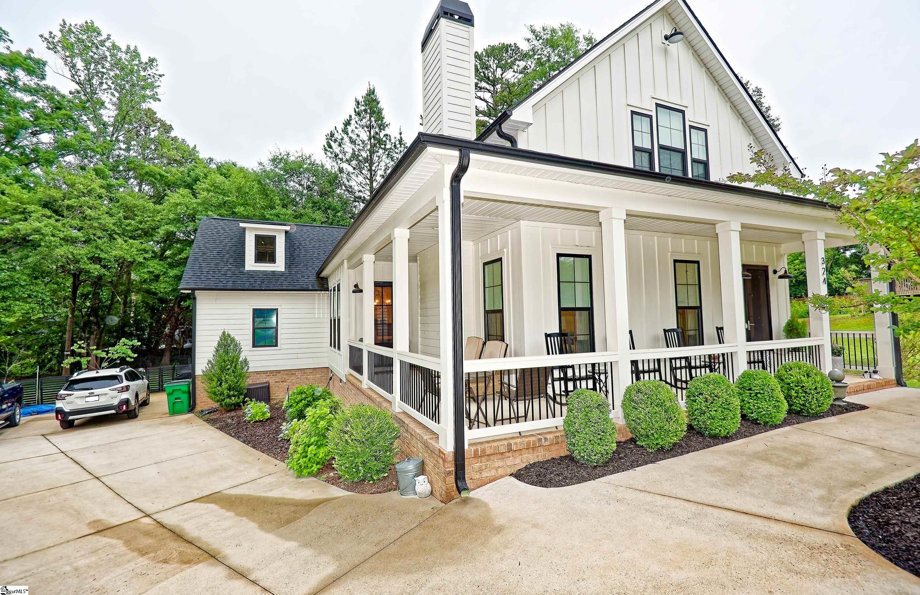 324 Club Terrace Drive Spartanburg, SC 29302