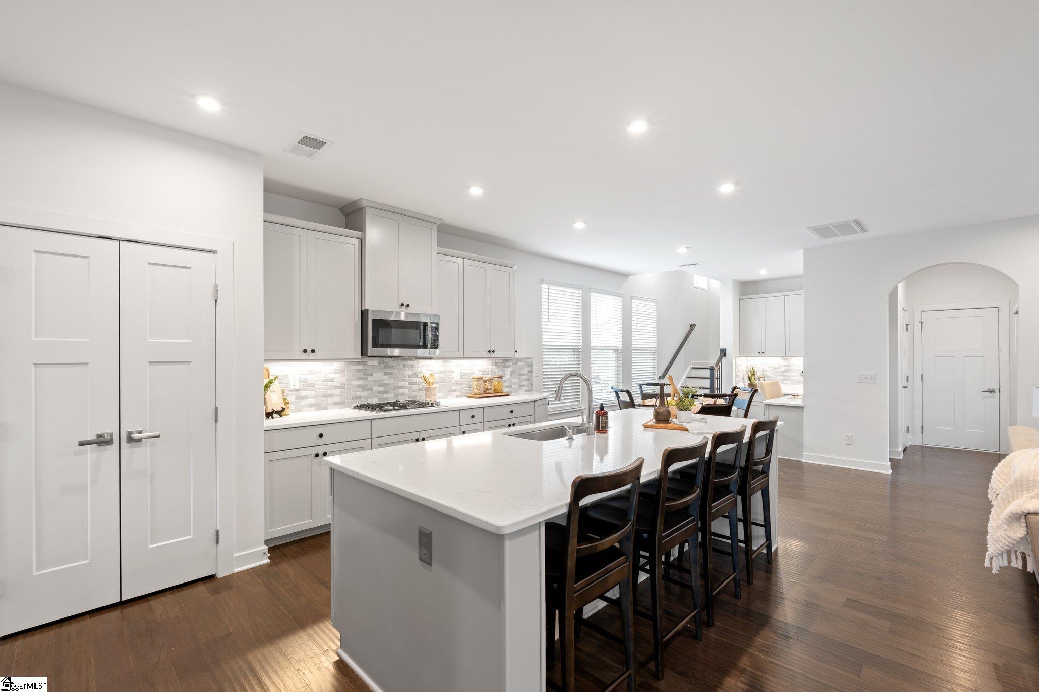 210 Alister Drive Greenville, SC 29607