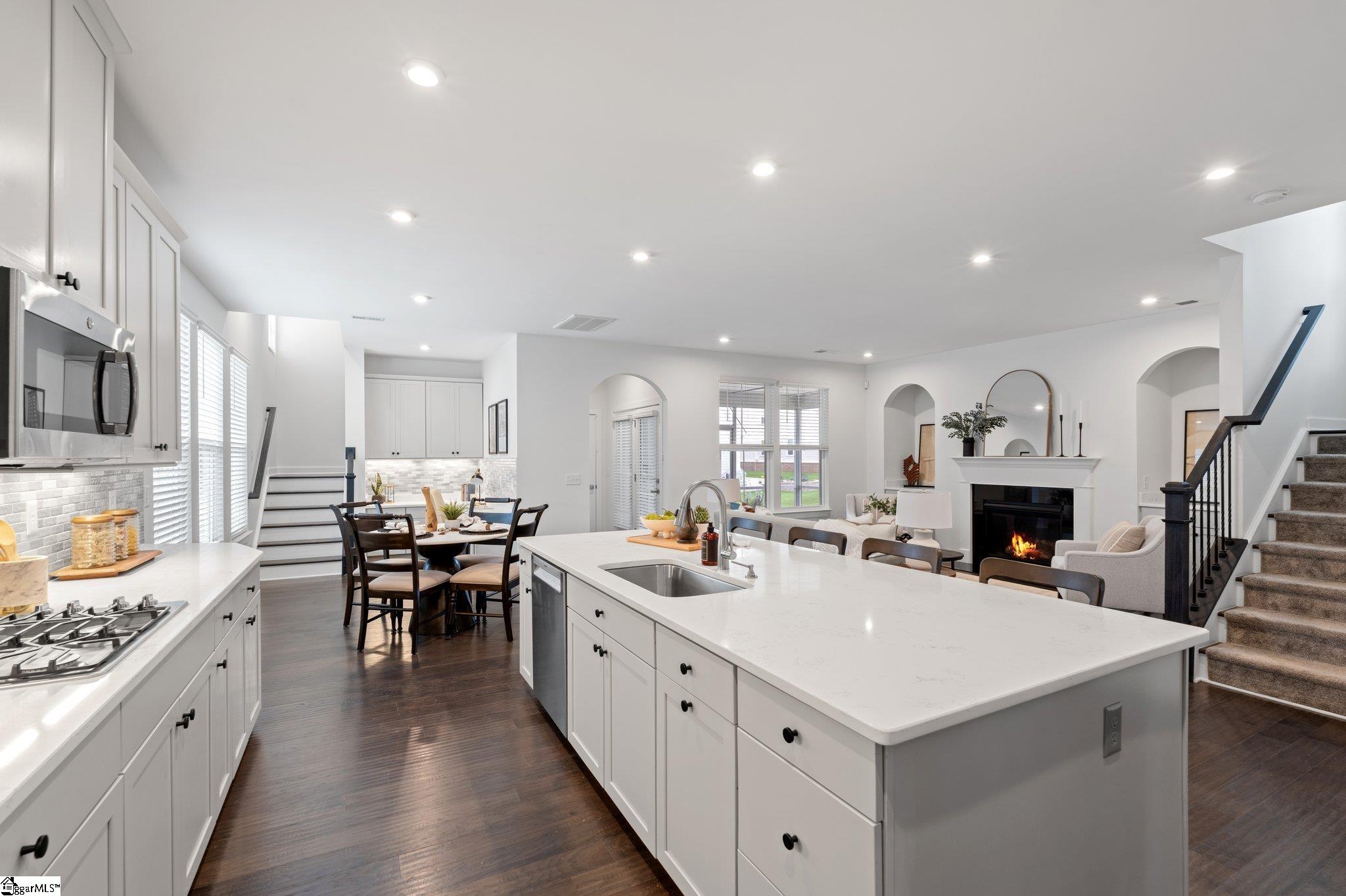 210 Alister Drive Greenville, SC 29607