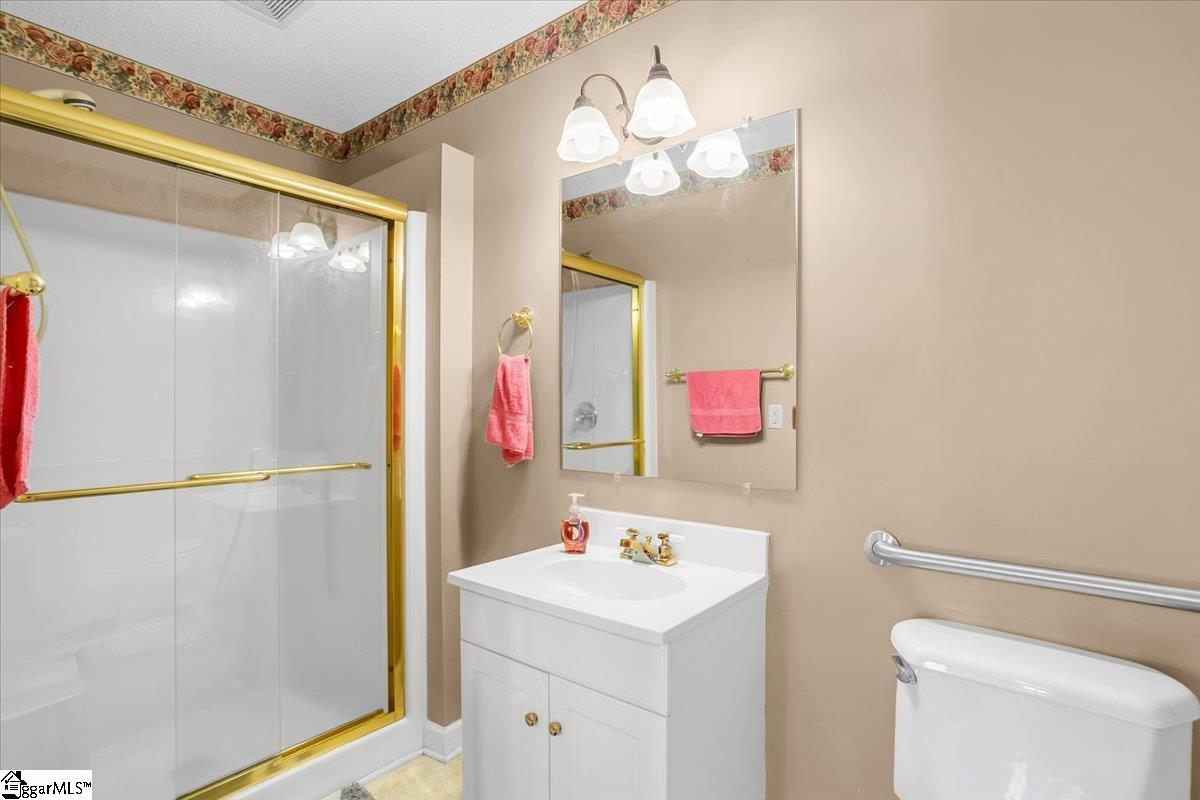 1 Foxwood Court Simpsonville, SC 29680