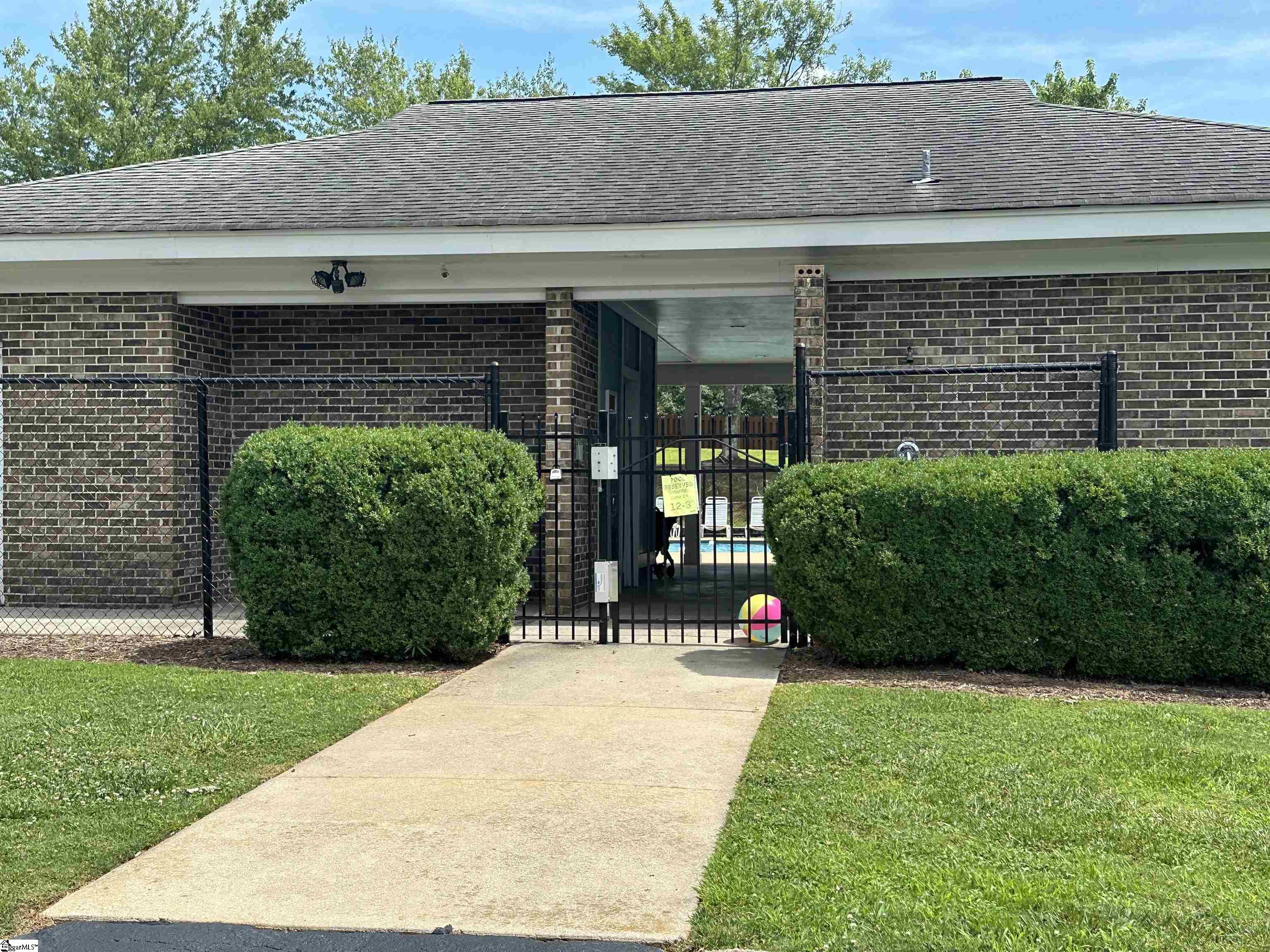1 Foxwood Court Simpsonville, SC 29680