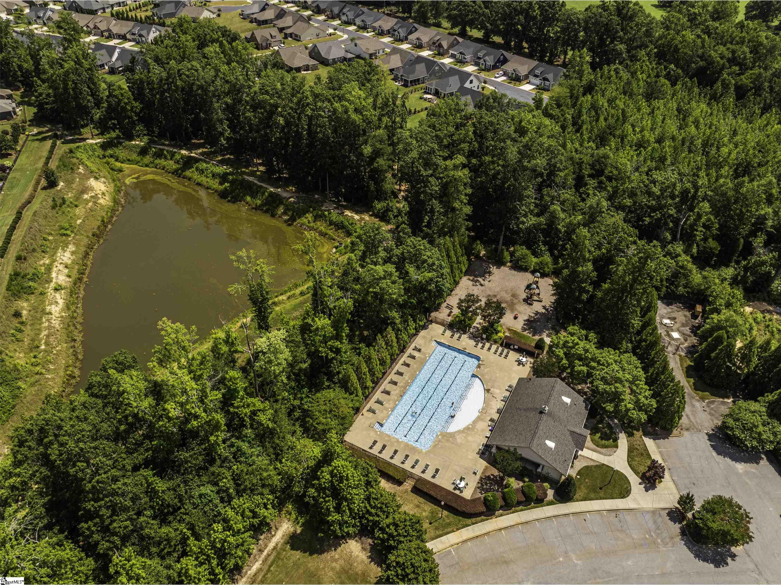 814 Camberwell Road Simpsonville, SC 29680