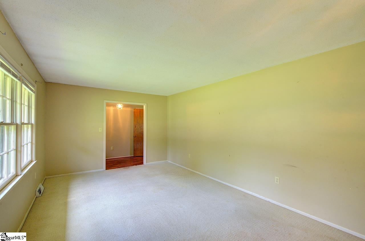 323 Maria Drive Anderson, SC 29625