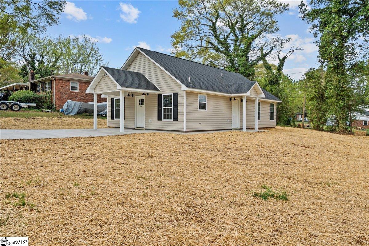 18 Gordon Street Spartanburg, SC 29301