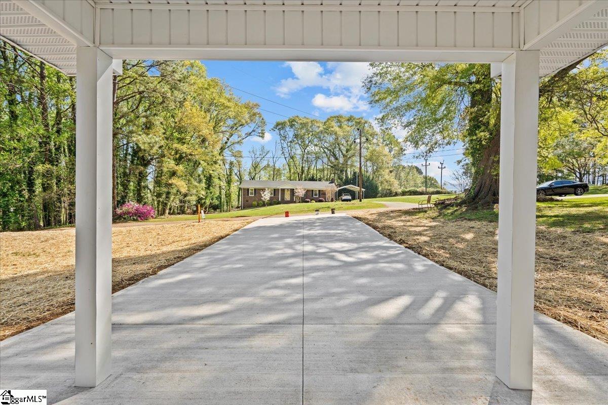 18 Gordon Street Spartanburg, SC 29301