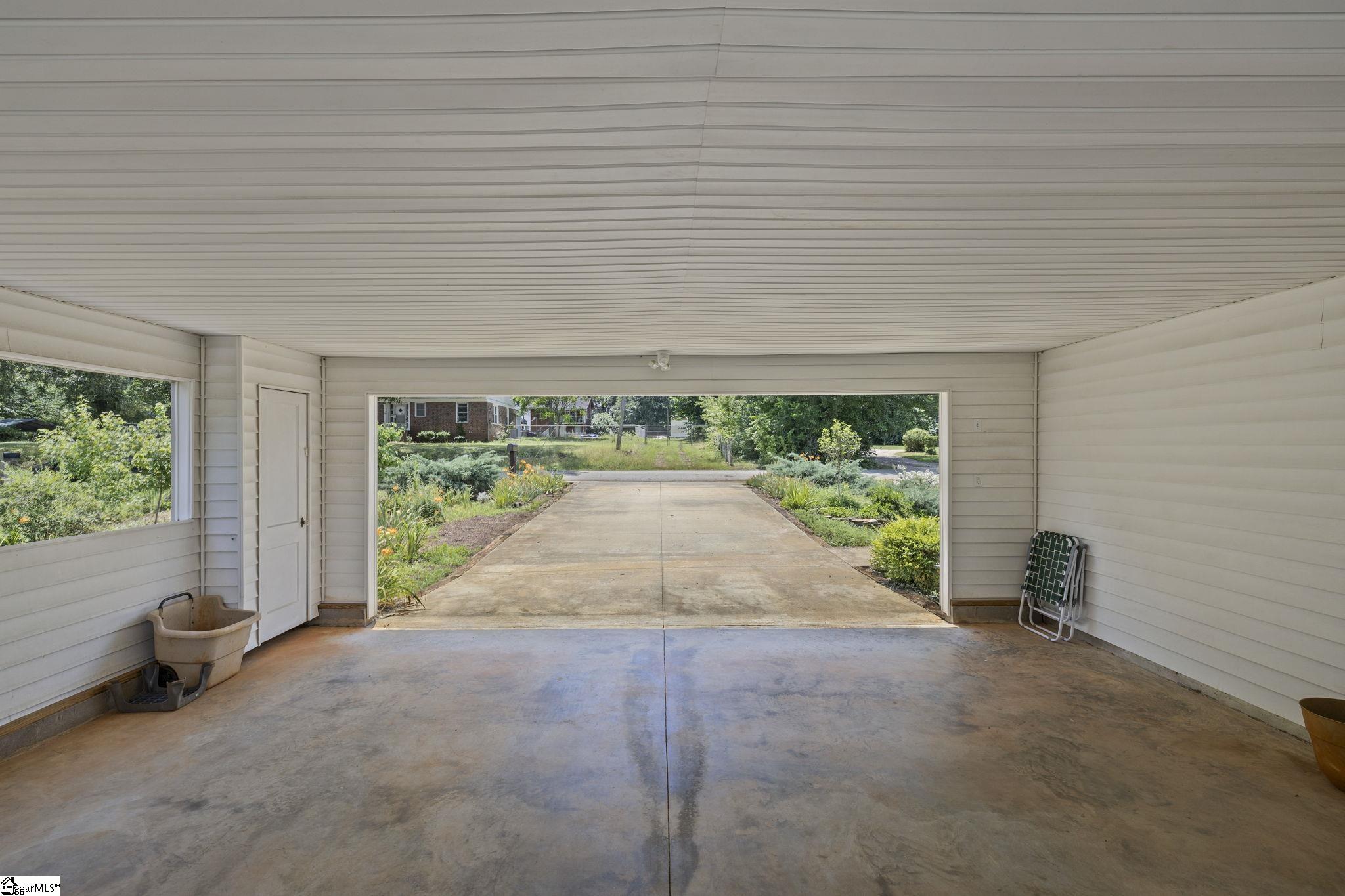 216 Rodney Avenue Greenville, SC 29617