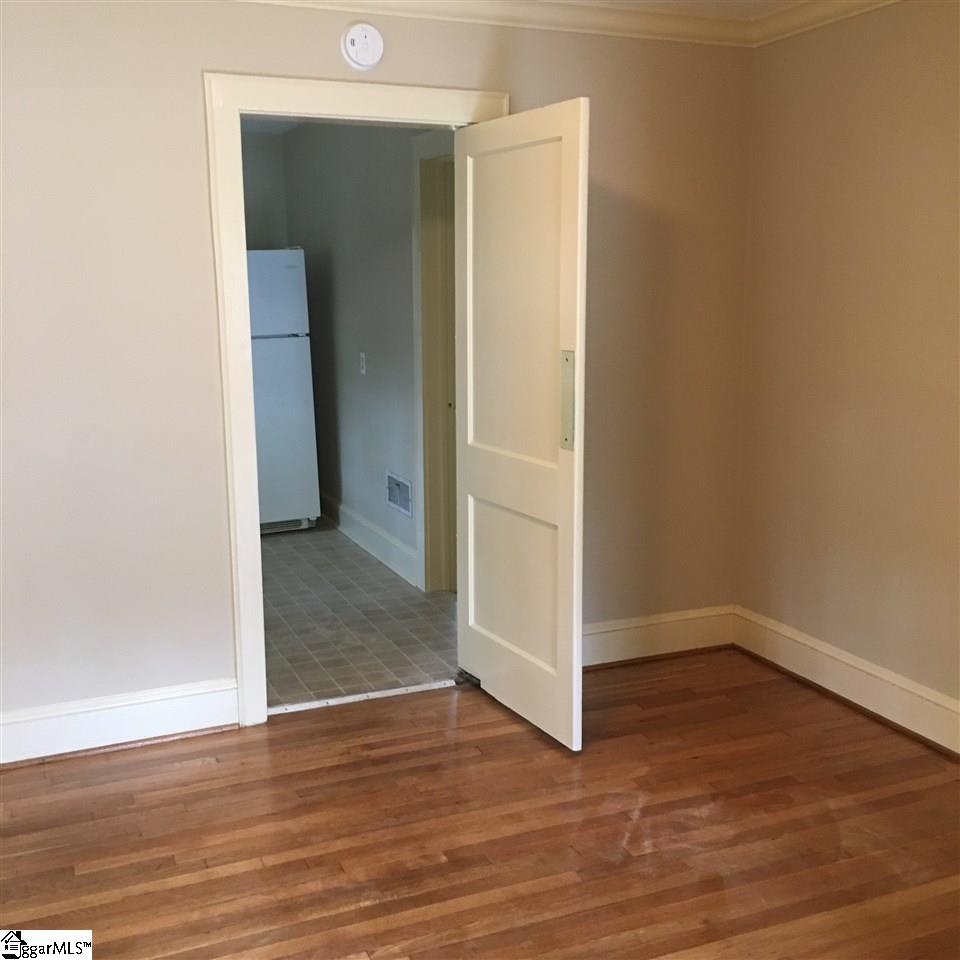 11 Ben Street Greenville, SC 29605