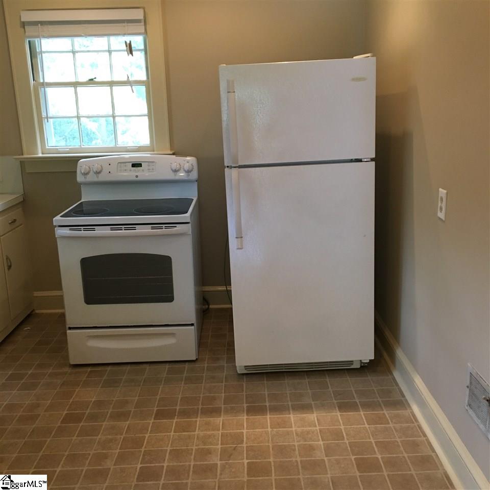 11 Ben Street Greenville, SC 29605