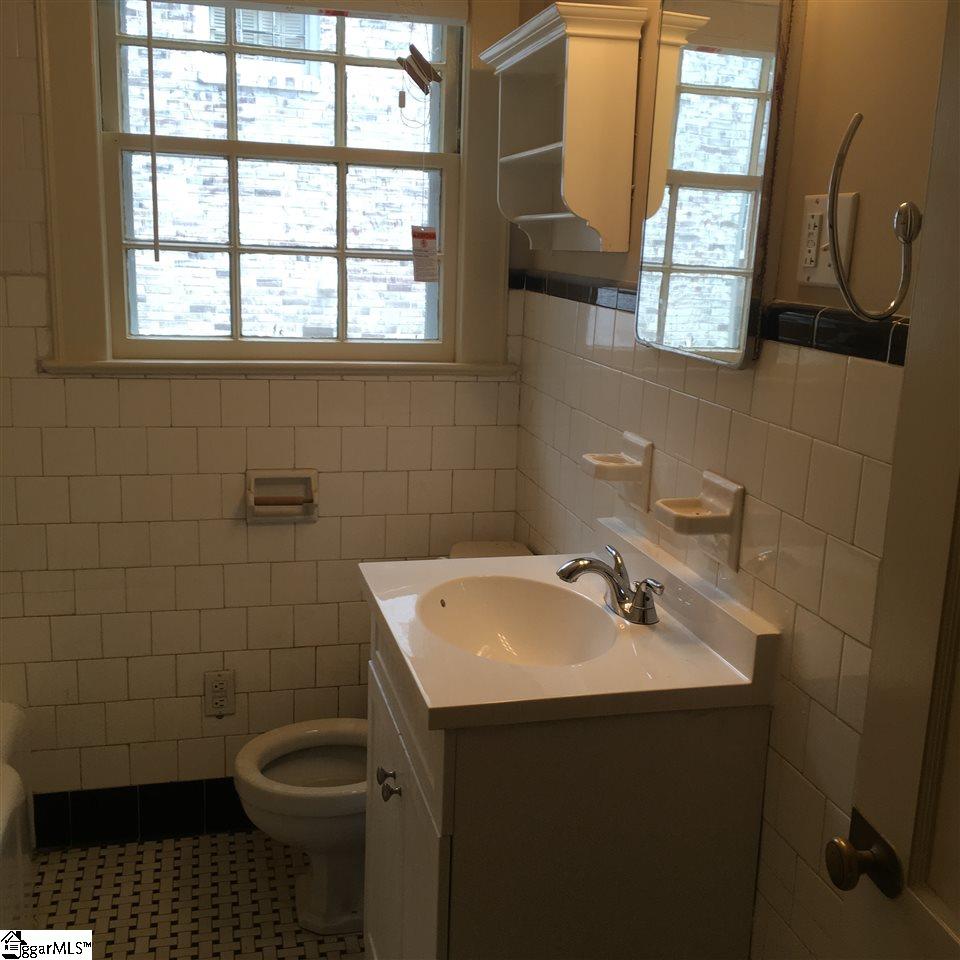 11 Ben Street Greenville, SC 29605