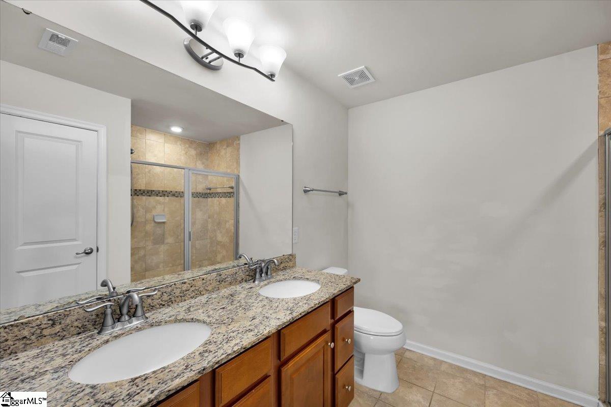 212 Sandusky Lane Simpsonville, SC 29680