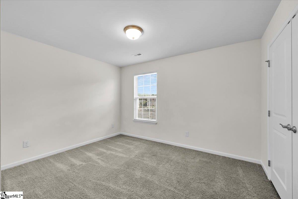 212 Sandusky Lane Simpsonville, SC 29680