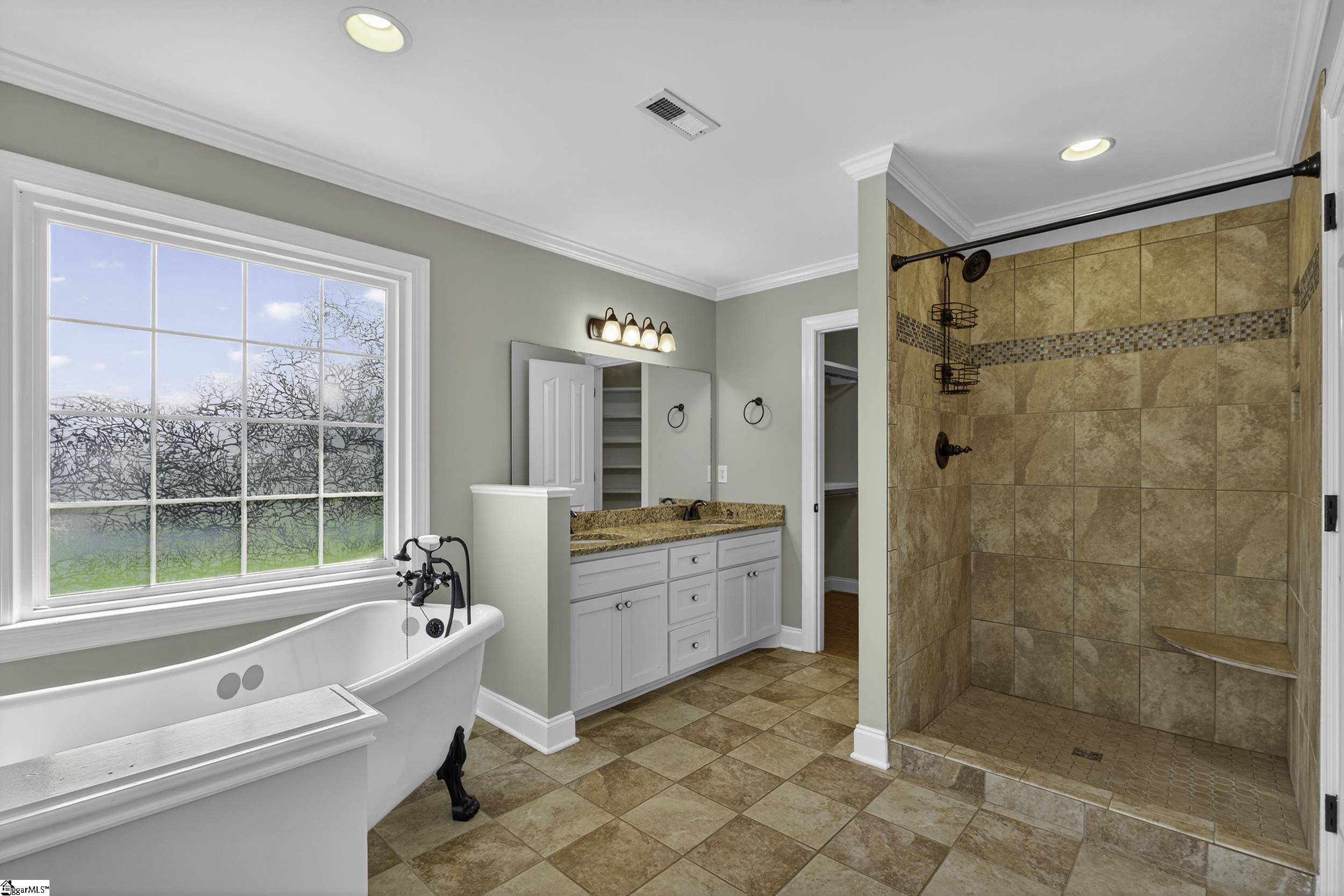 509 Wentworth Farm Circle Boiling Springs, SC 29316