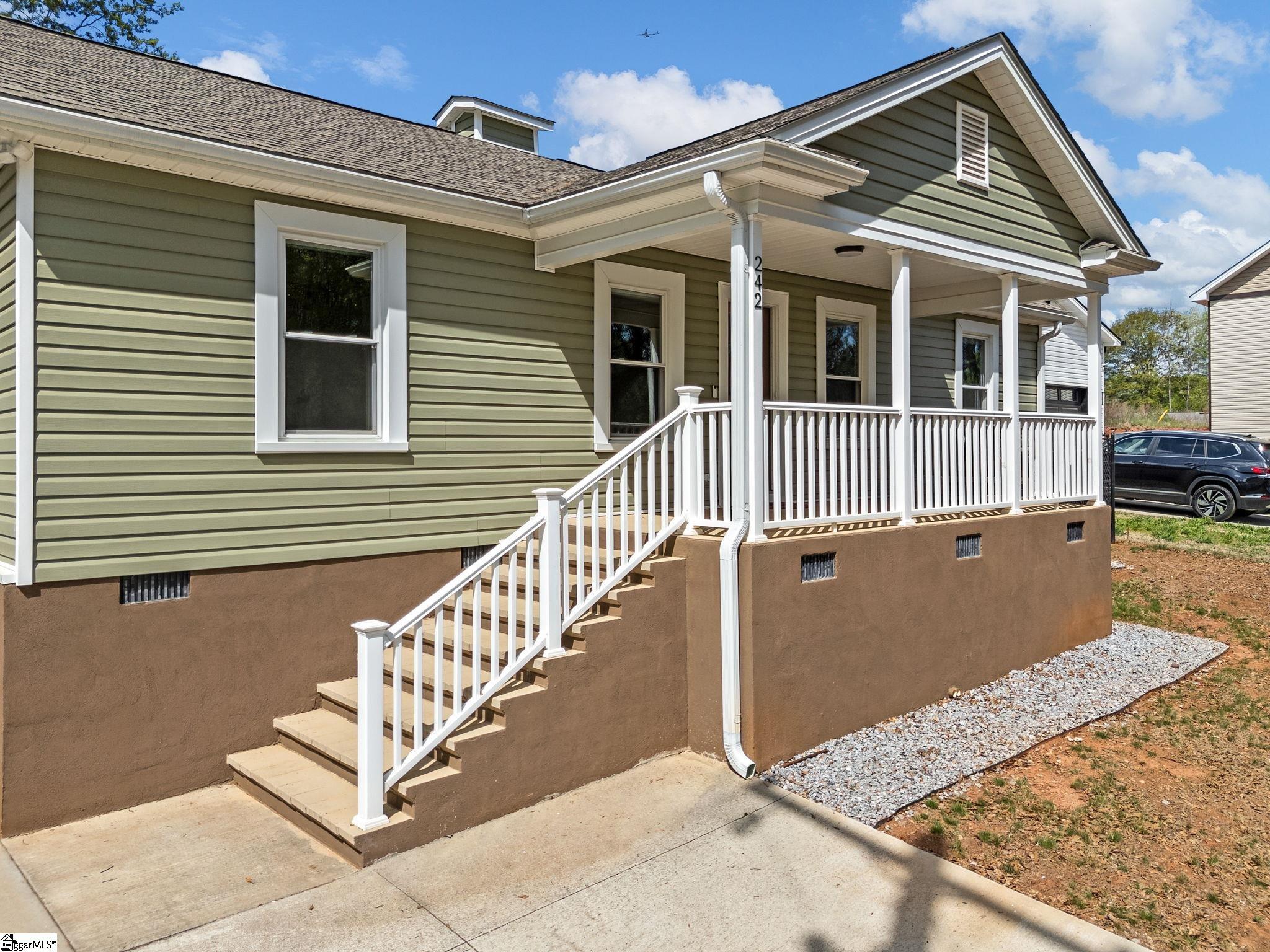 242 W Clark Road Inman, SC 29349