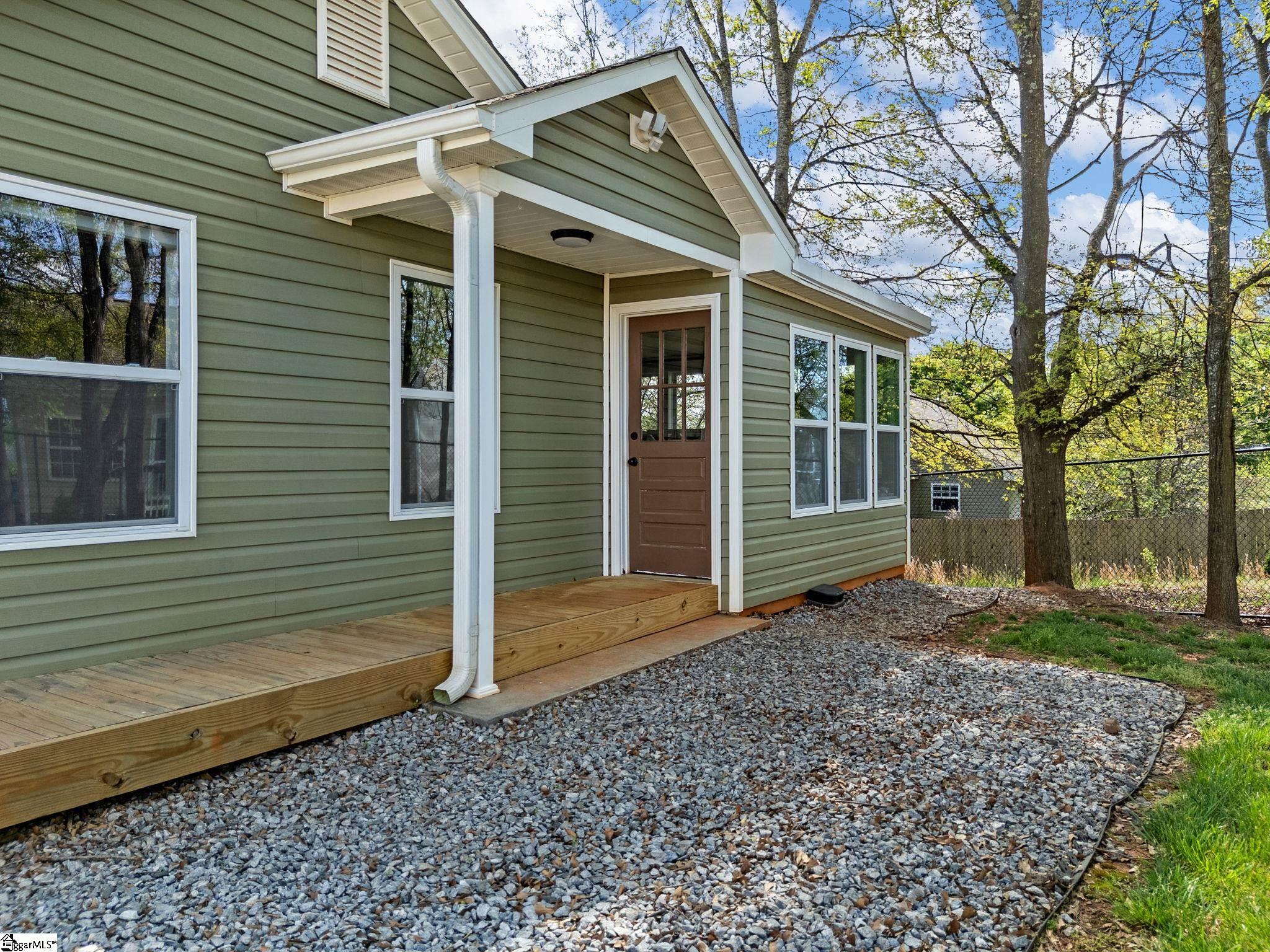 242 W Clark Road Inman, SC 29349