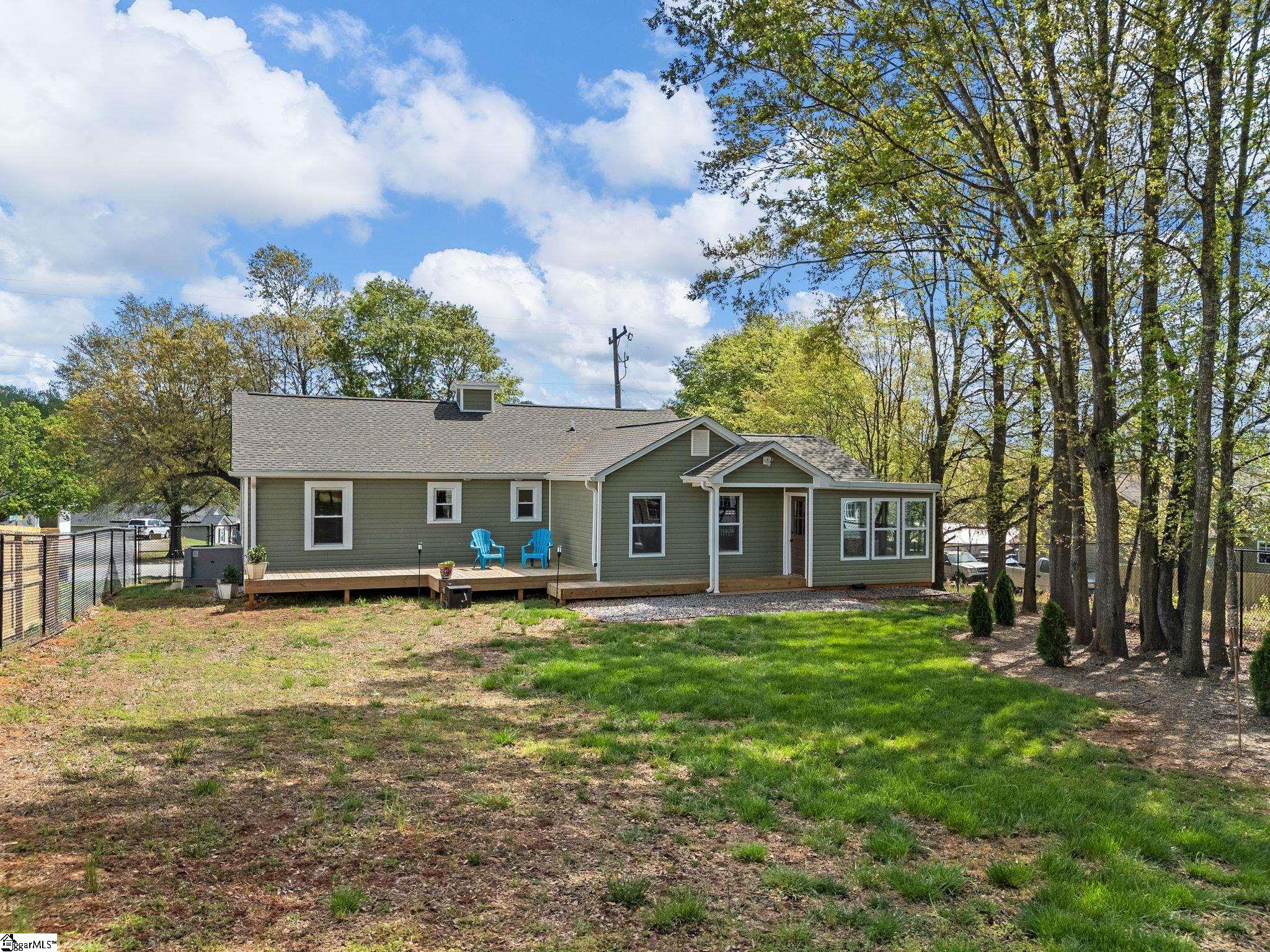 242 W Clark Road Inman, SC 29349