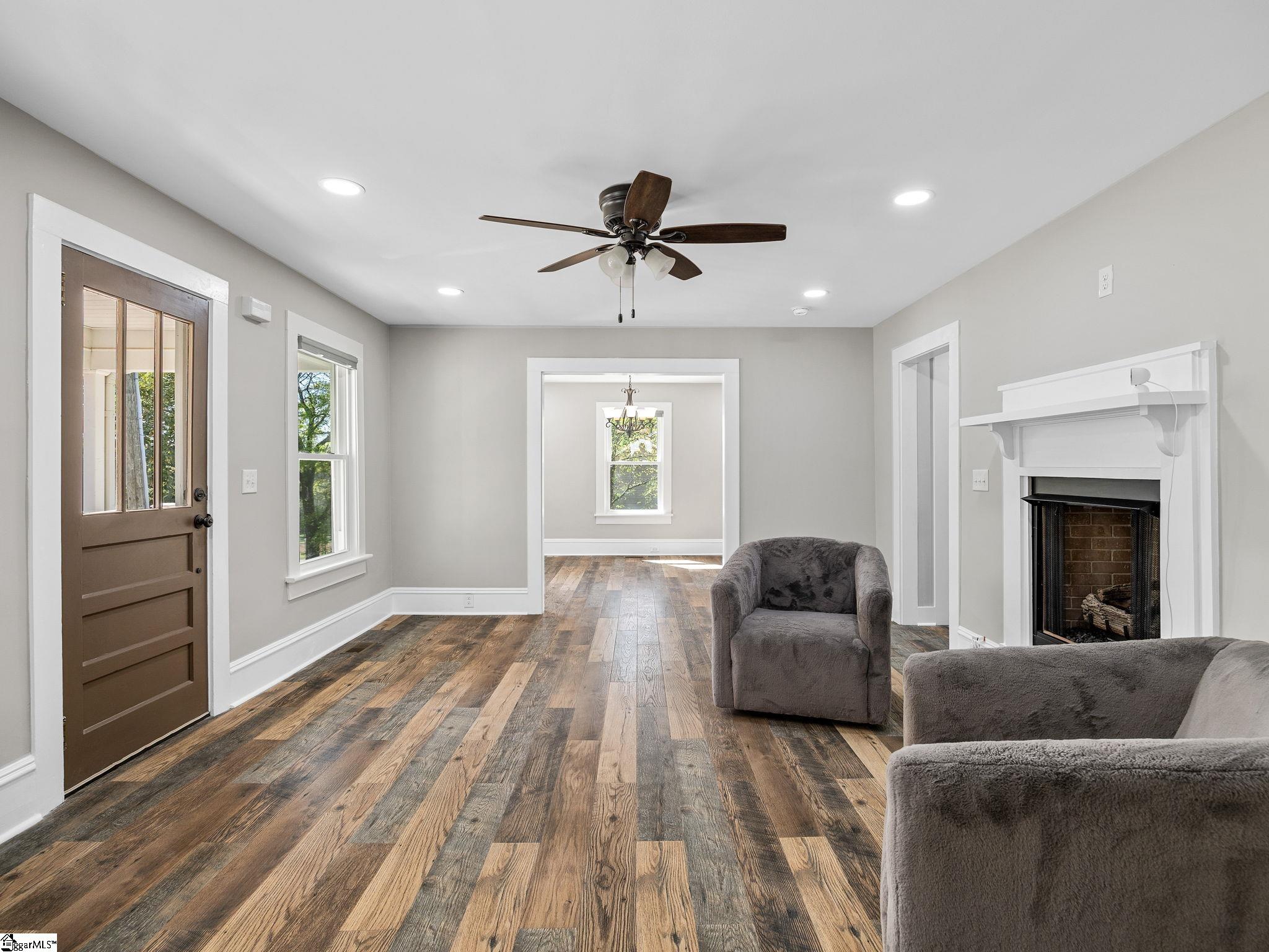 242 W Clark Road Inman, SC 29349