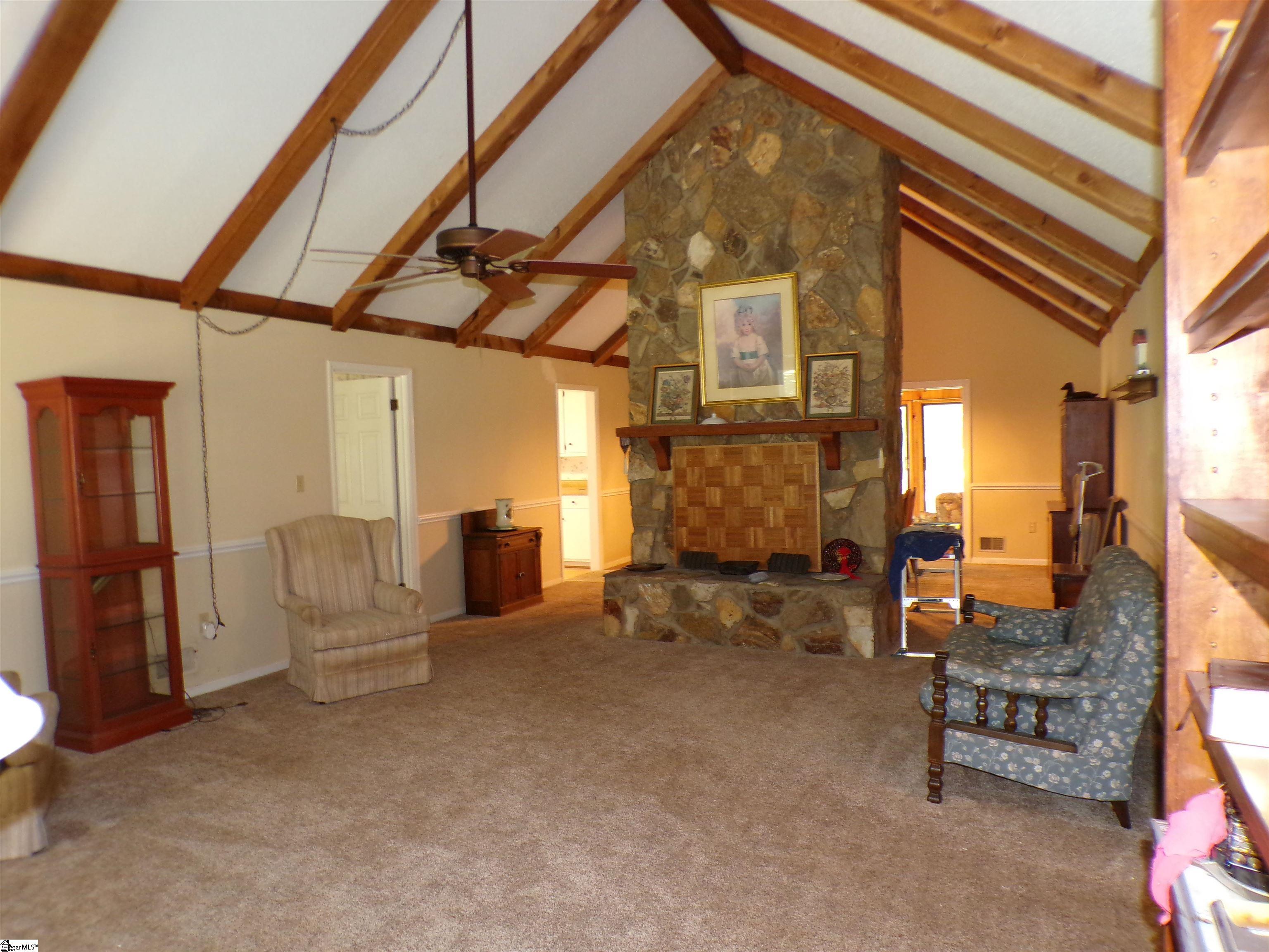 190 Wedgewood Place Spartanburg, SC 29302